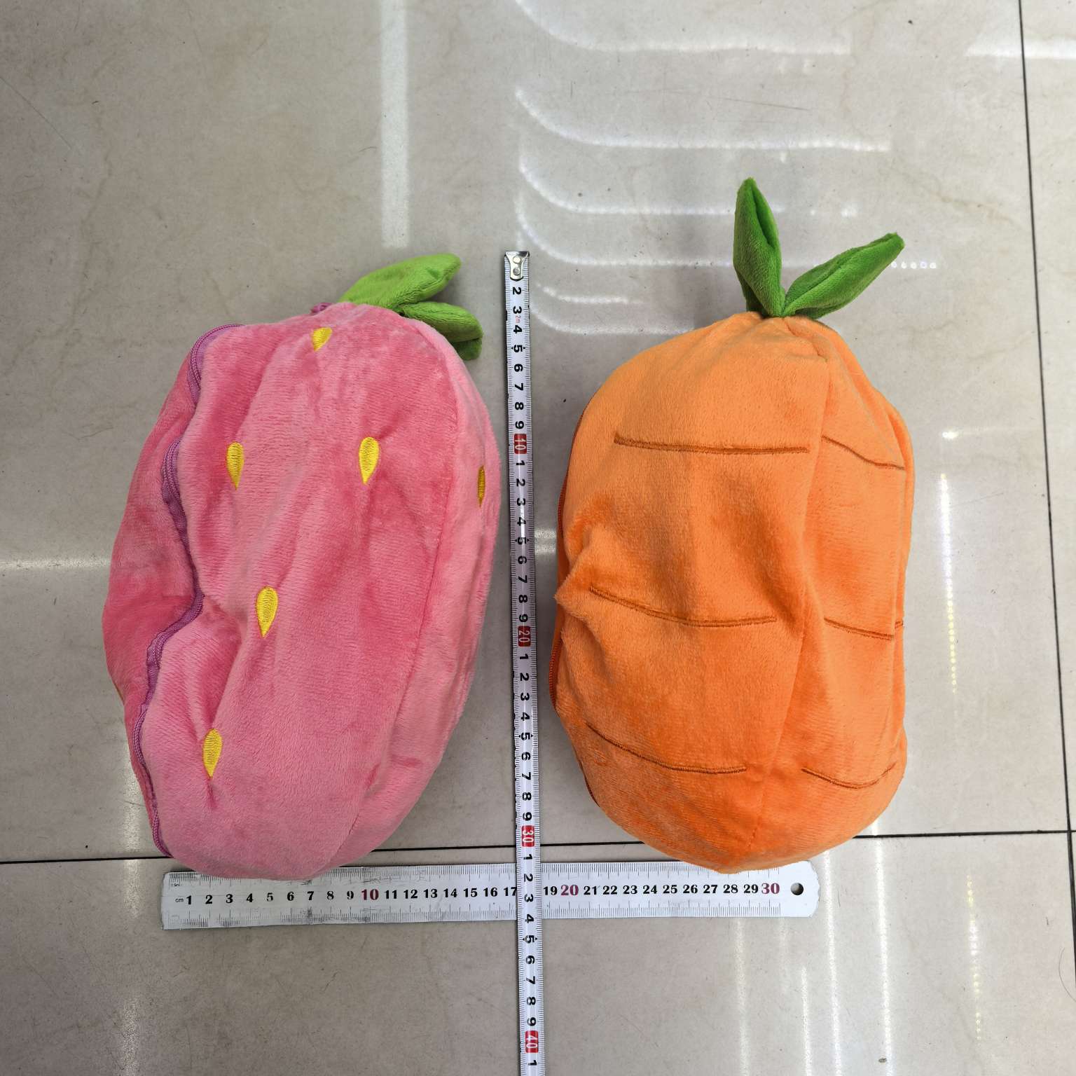 跨境玩具会呼吸的草莓兔萝卜兔玩偶娃娃儿童哄睡安抚公仔礼物毛绒玩具玩偶定制毛绒玩具细节图