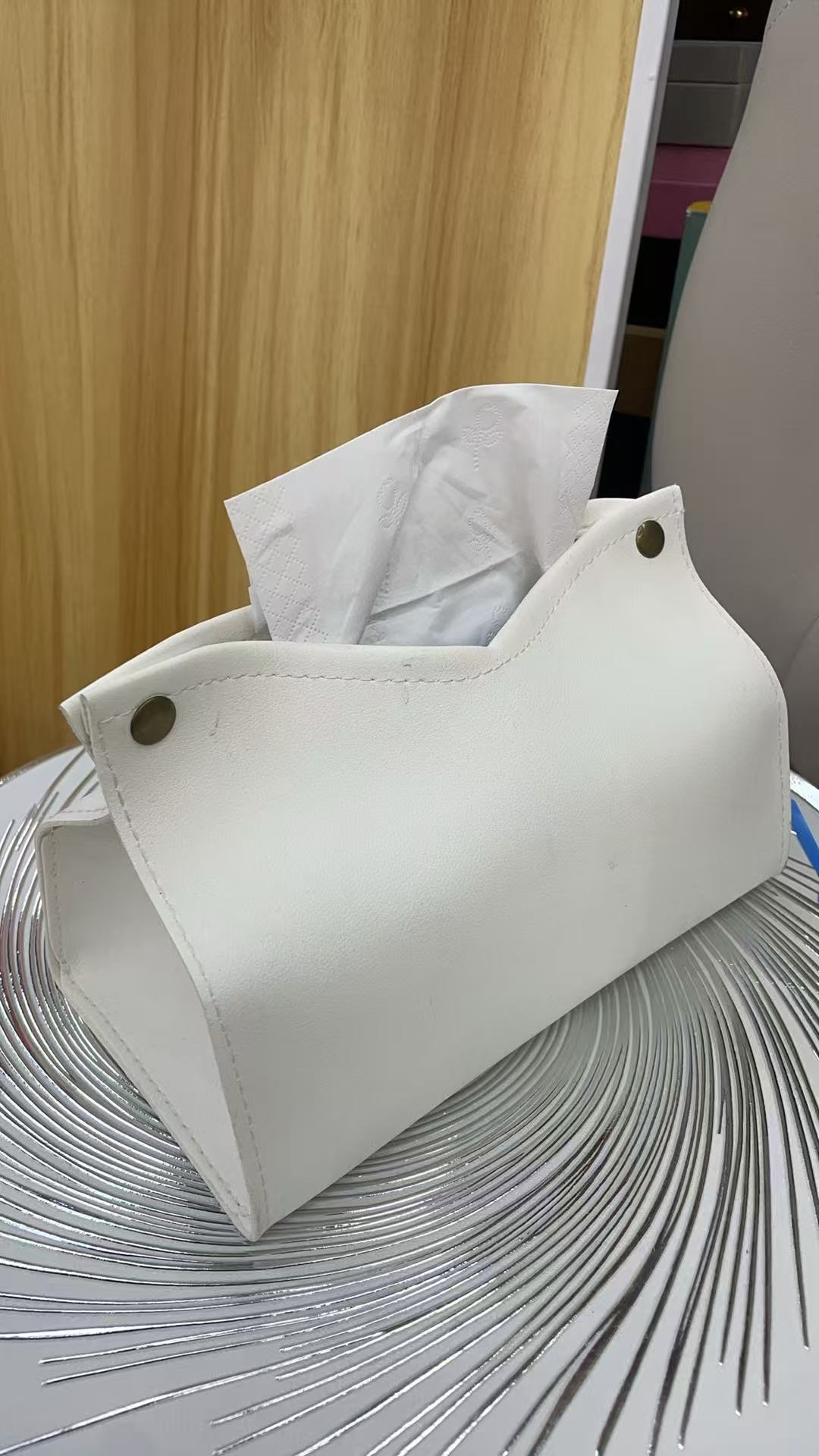 轻奢皮革纸巾盒创意客厅收纳车载抽纸盒简约防尘餐巾盒详情17