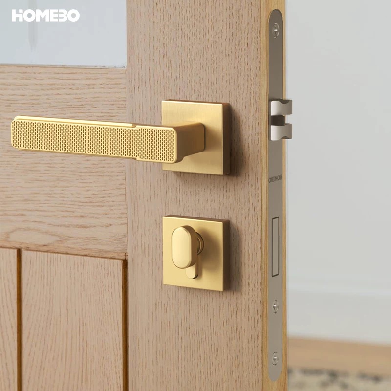 Haobao golden door lock, indoor bedroom silent magnetic attraction room, modern and simple home bathroom solid wood door handle details Picture