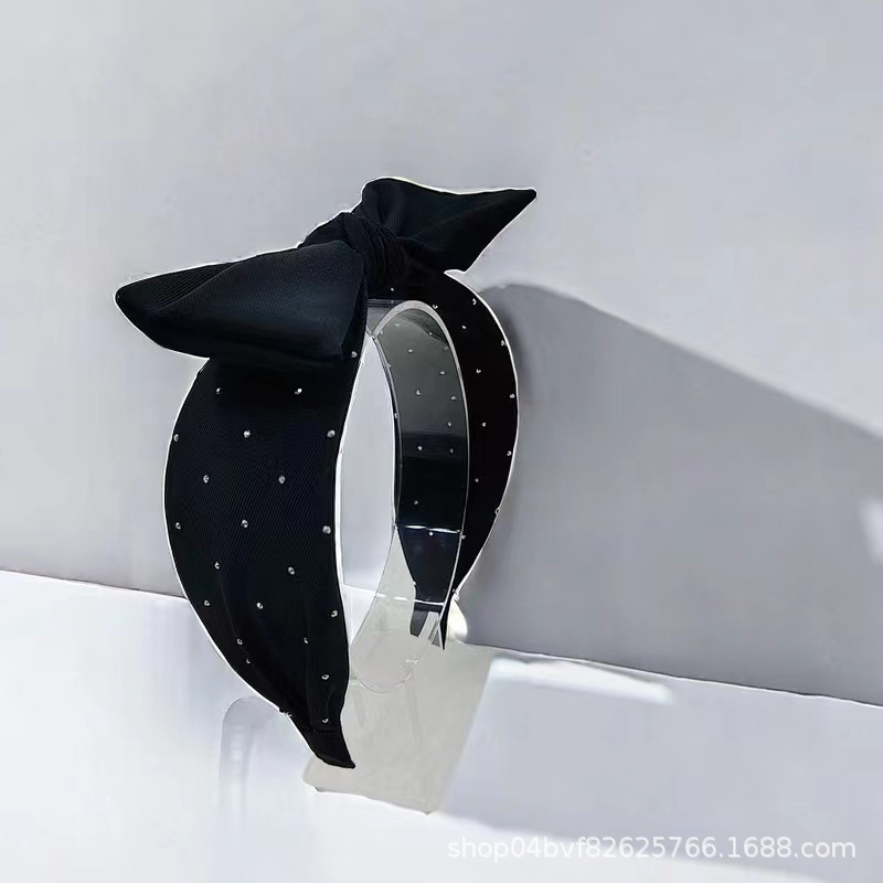 Korean-style simple rhinestone fresh fabric large bow, popular facial cleansing headband, fashionable and textured twill hair band details Picture