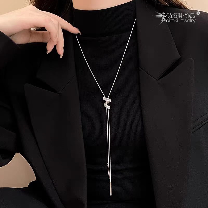 诗洛琪饰品秋冬银色螺旋毛衣链女轻奢小众高级感气质时尚百搭长款项链配饰