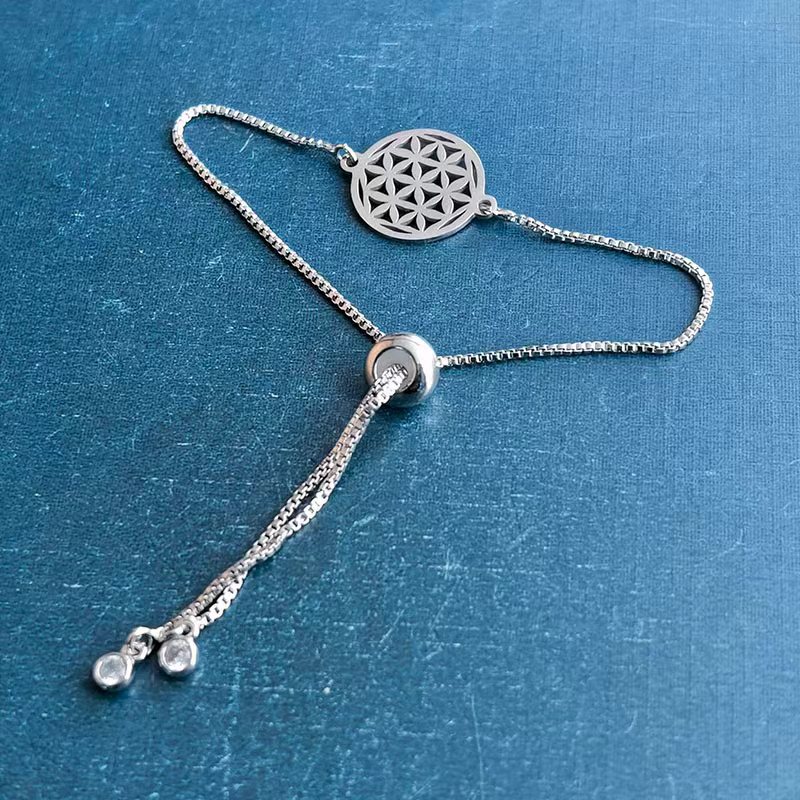 Cross-border foreign trade hollowed-out circular bracelet pendant, titanium steel and stainless steel DIY jewelry accessory connector, fashionable and individual detail image 3