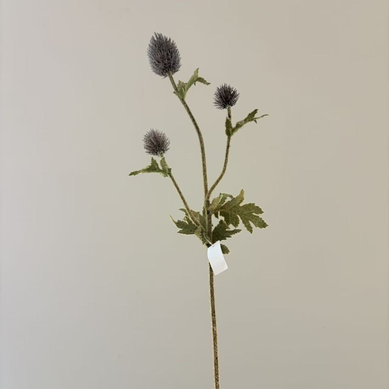 Cardo de simulación flor flor falsa flor artificial hogar artesanía hotel boda al por mayor de alta gama flor de simulación flor de tela de seda inserción de cardo con flores falsas adecuado para la decoración del dormitorio del hogar pic 7
