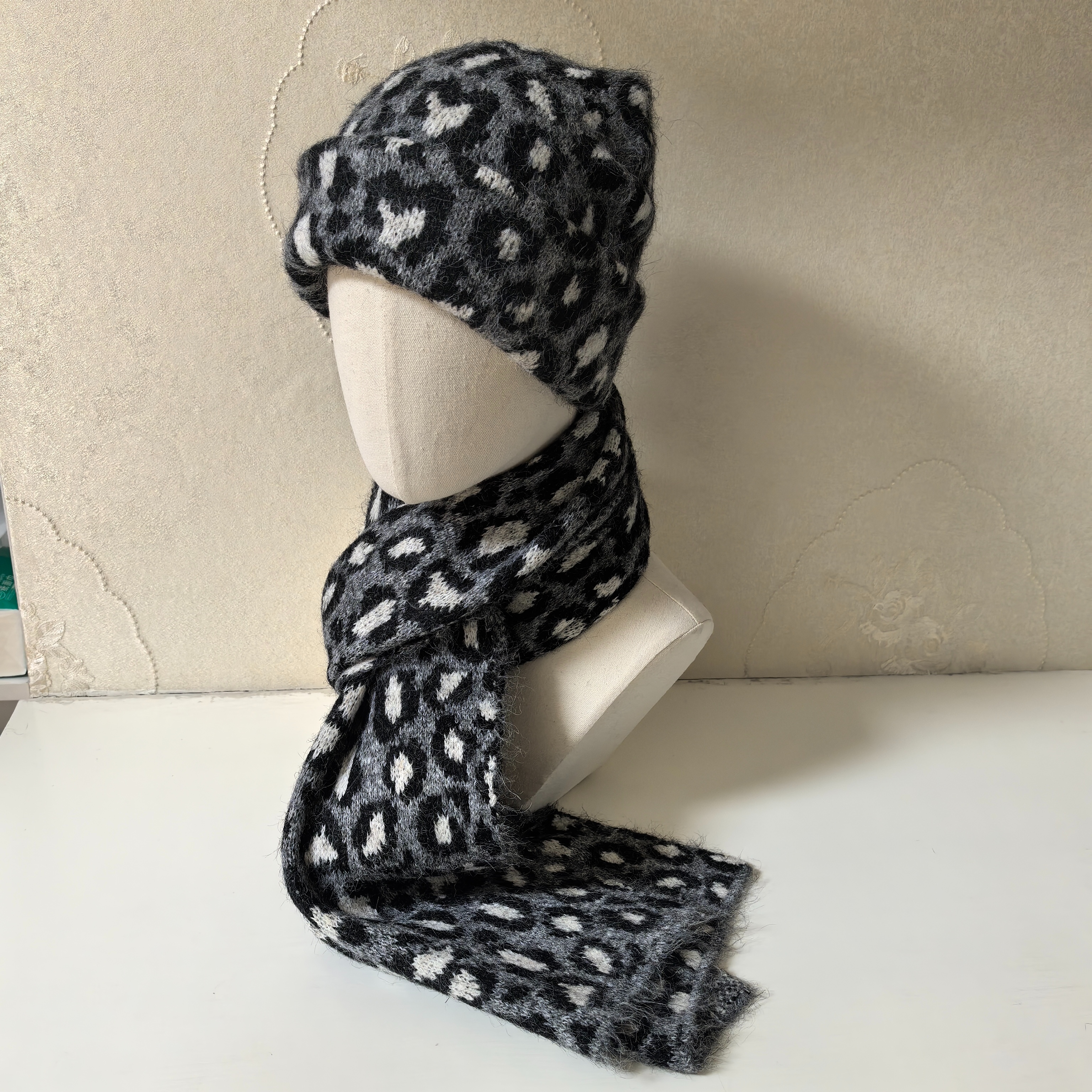 Otoño-invierno mujer leopardo sombrero bufanda dos piezas pareja set Item Picture