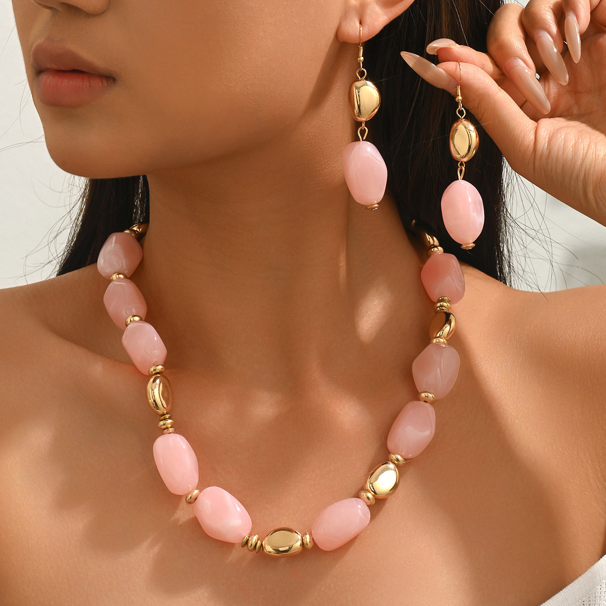 欧美风夸张流行大项链项链 树脂珠项链女款轻奢时尚锁骨链韩版ins风简约设计 彩色多巴胺高级项链详情图7