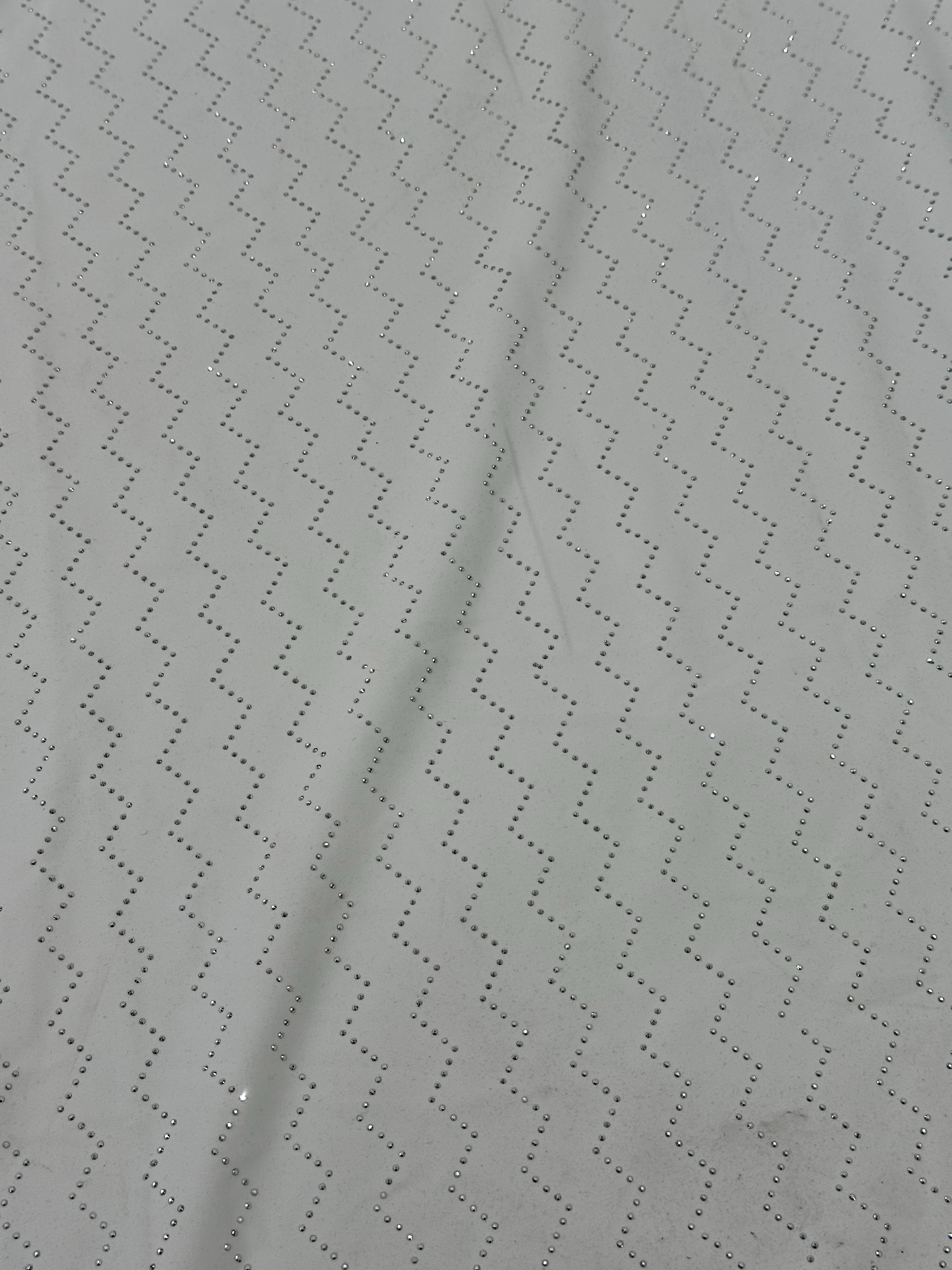灰色波浪纹绣布围裙服装罗口设计款