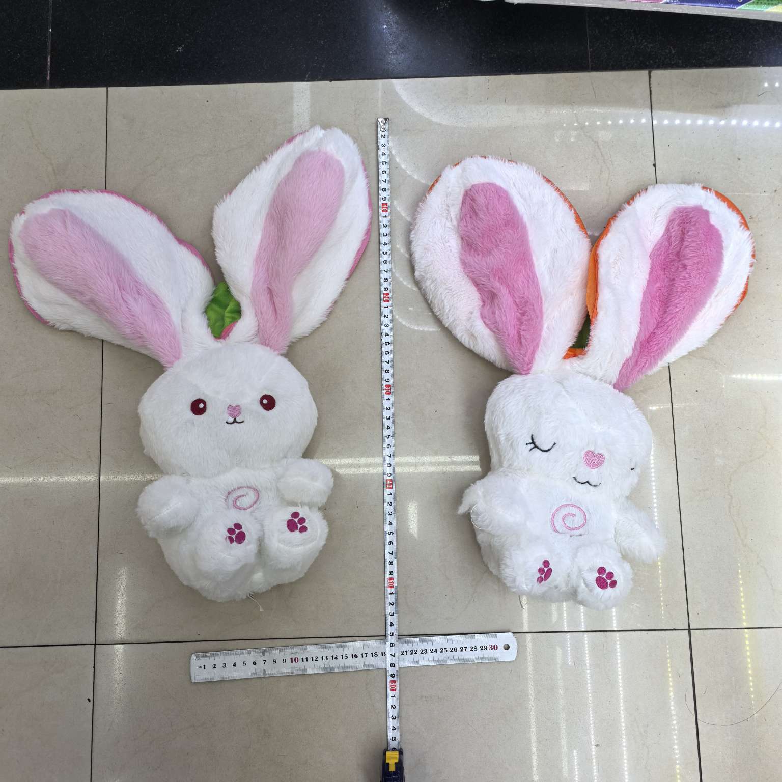 跨境玩具会呼吸的草莓兔萝卜兔玩偶娃娃儿童哄睡安抚公仔礼物毛绒玩具玩偶定制毛绒玩具产品图