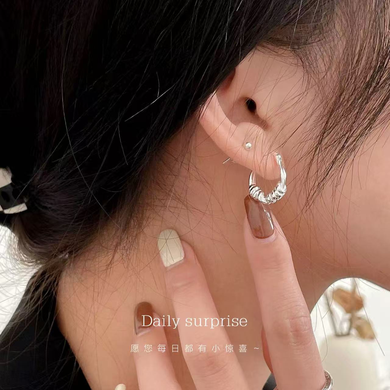饰品/耳环/耳饰/米珠耳环/耳夹细节图