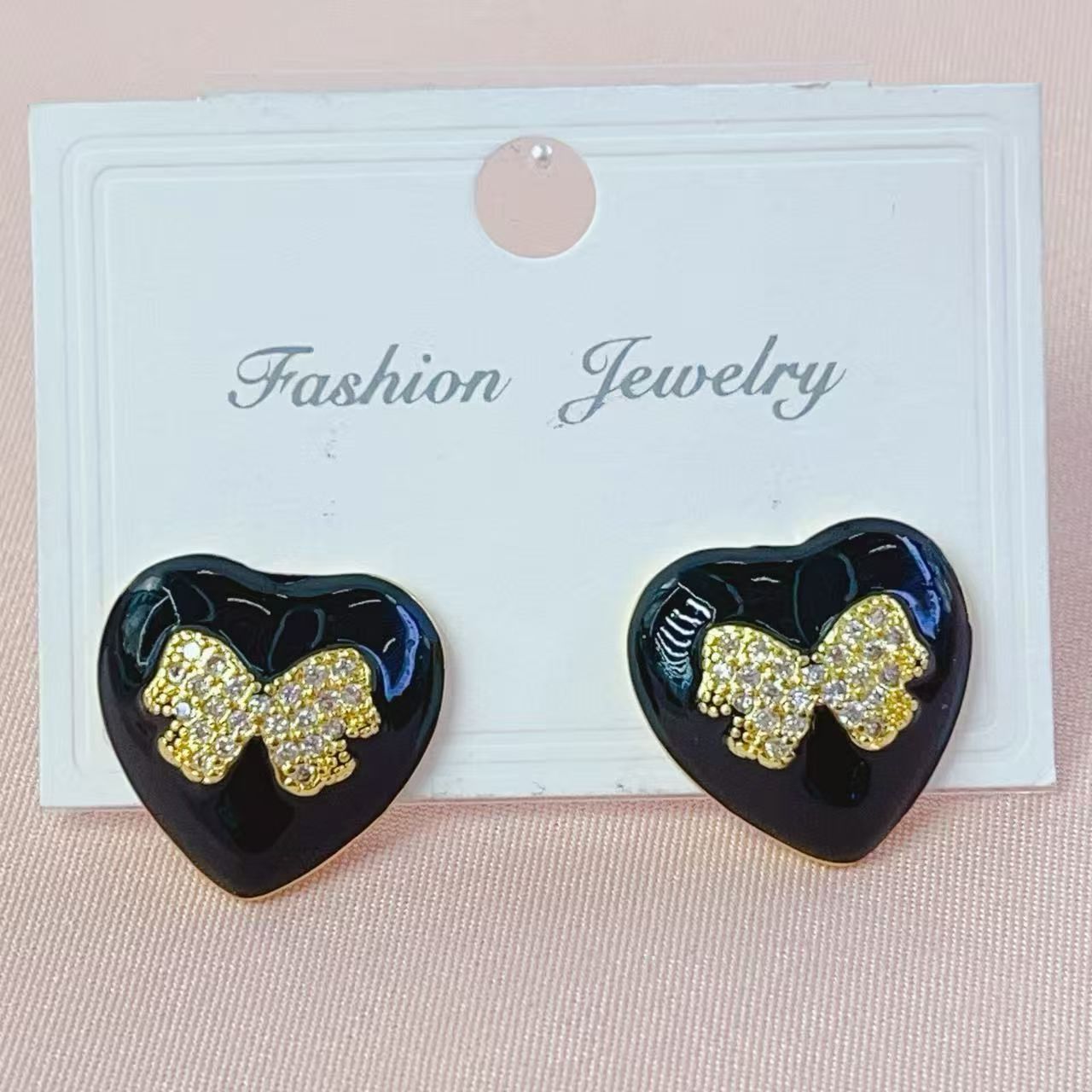 高档电镀化油黑色红色耳环优雅上档次，铜材质加微香
耳环耳环耳环米珠耳环详情图1