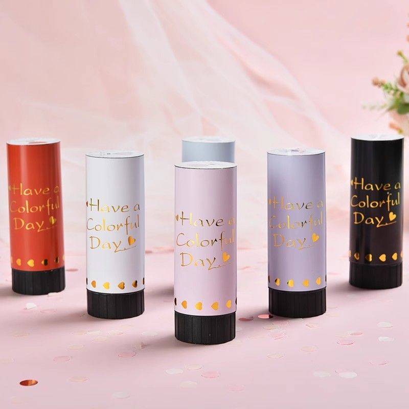 Wholesale of the same style of graduation hand-twisted small firework spray tubes as Douyin on Xiaohongshu. Twisted spray flowers for wedding, birthday and party outfits detail image 3
