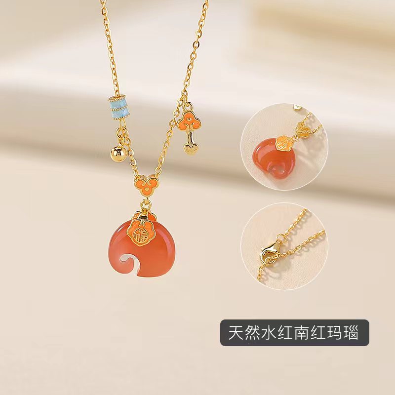 项链 S925银镀18K亮金天然水红玛瑙如意福字吉象项链。