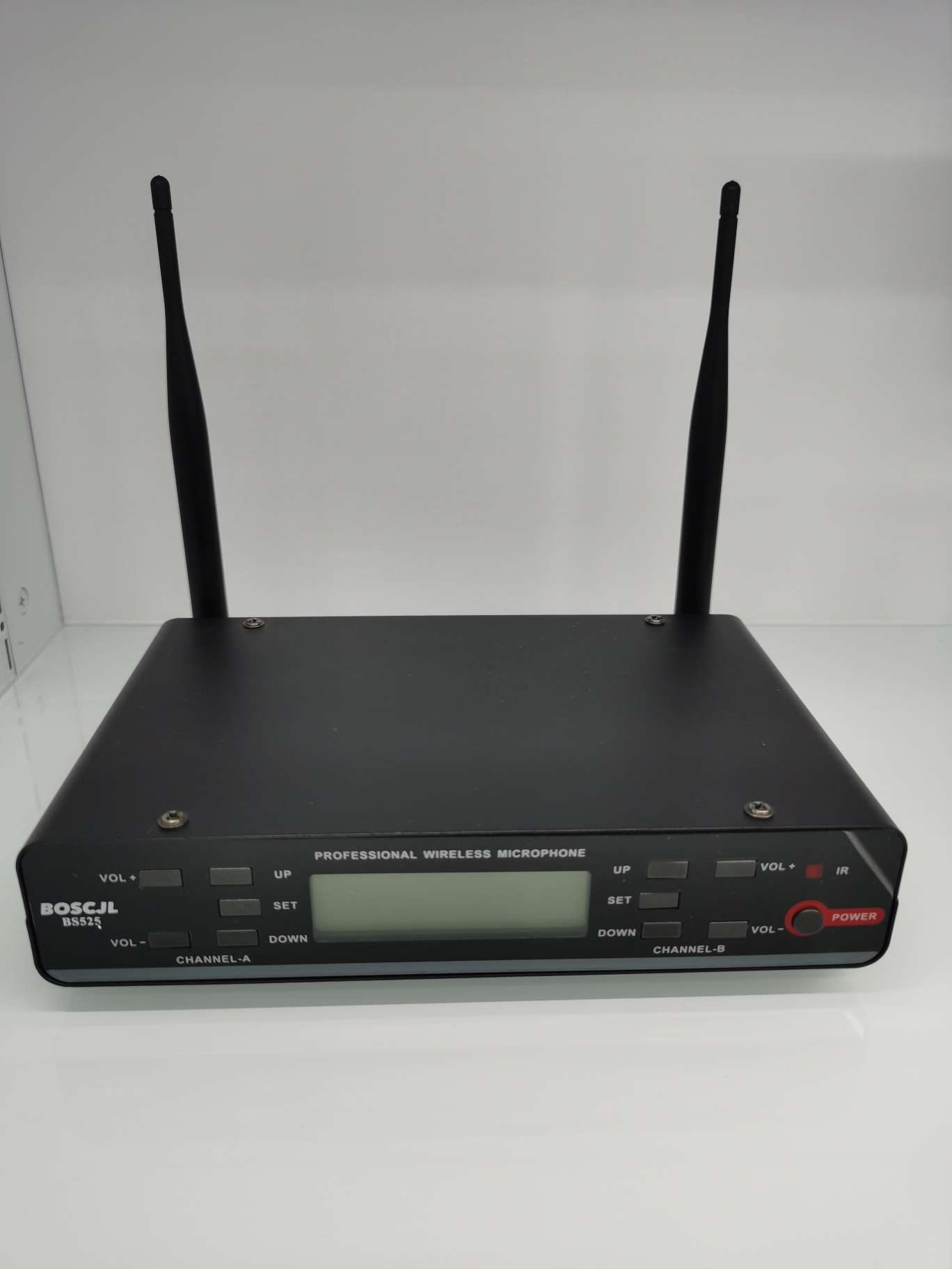 🎤 BOSCJL BS525 kit de micrófono inalámbrico profesional con antena doble para una recepción estable, regulación independiente de doble micrófono y adaptación versátil para escenario, conferencia y canción K. Tarjeta de balance Application Scenario