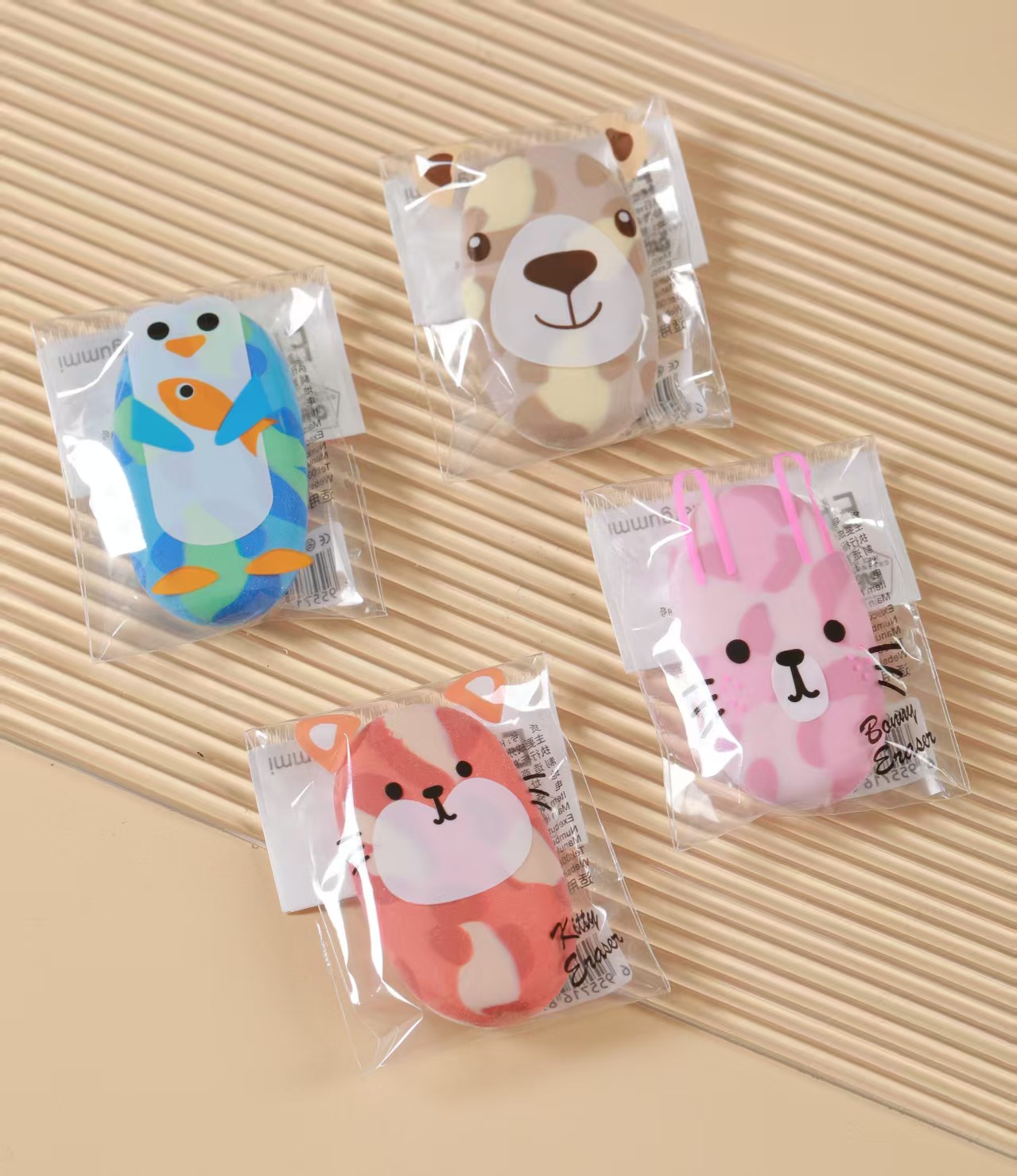 HR-09728 Small Soap B Eraser Set Stationery Animal Packaging Eraser Blind Box, 24-piece eraser Application Scenario