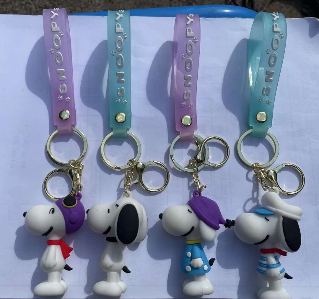 可爱包饰汽车挂饰史努比精品钥匙扣