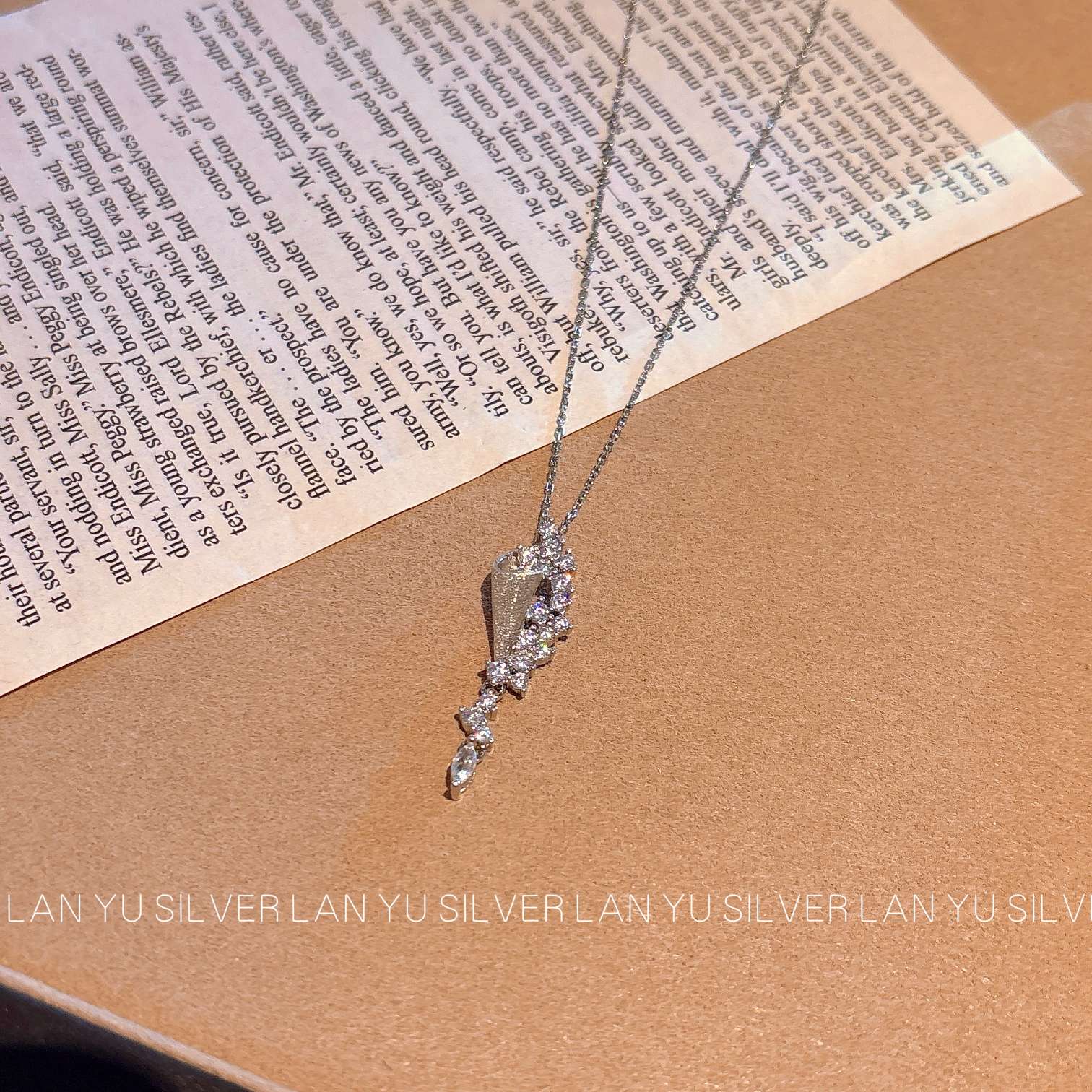 S925通体纯银时尚项链女百搭气质项饰品首饰款产品图