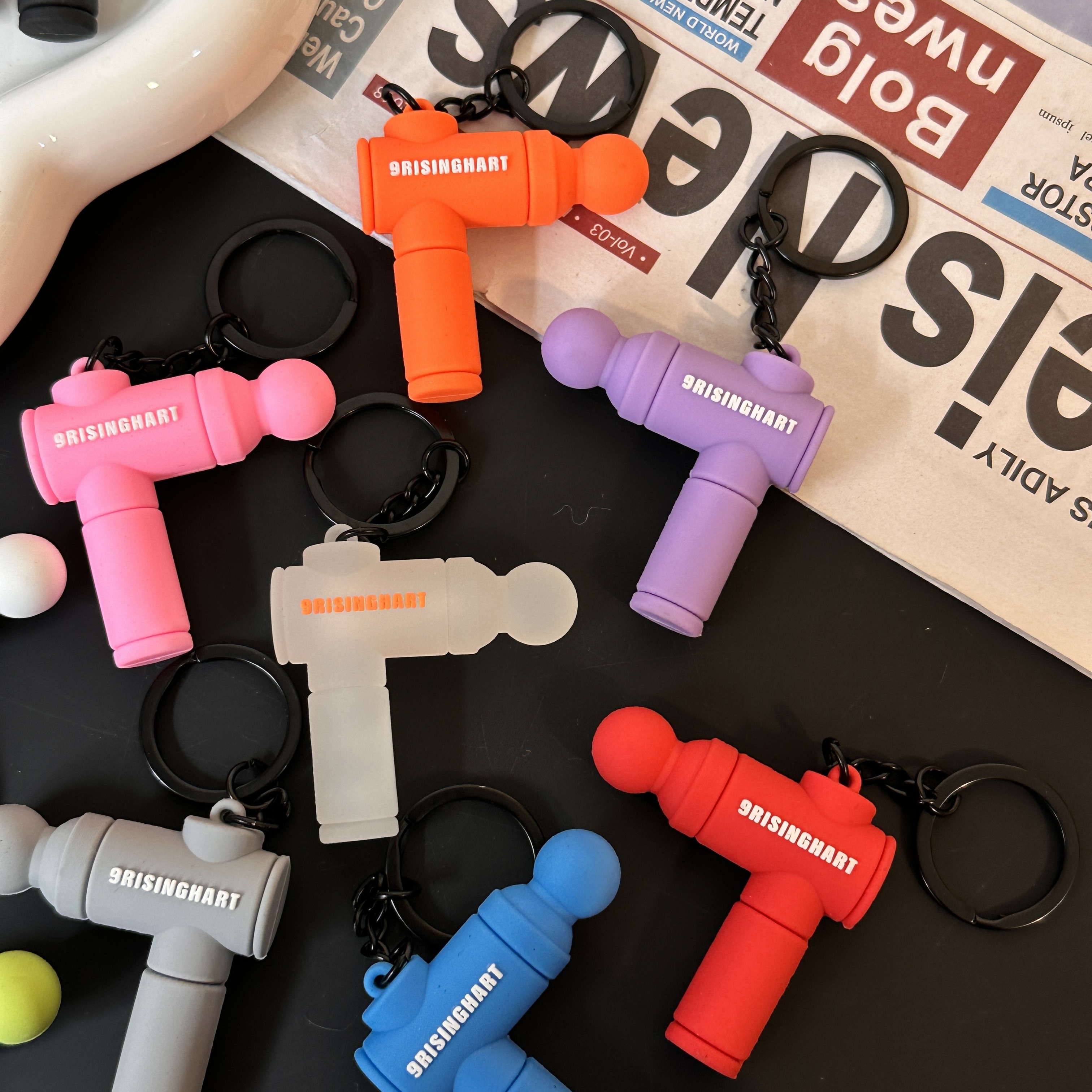 新款跨境运动周边挂件迷你筋膜枪挂饰礼品钥匙扣配饰体育文创配件详情3