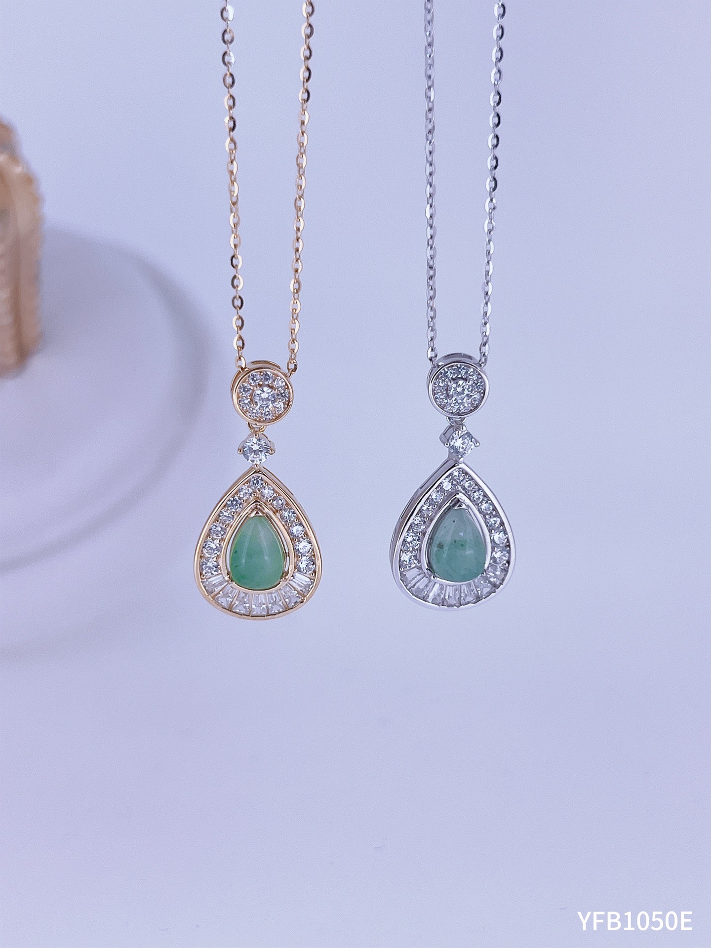 S925纯银天然非洲翠水滴项链百搭气质25年新款吊坠