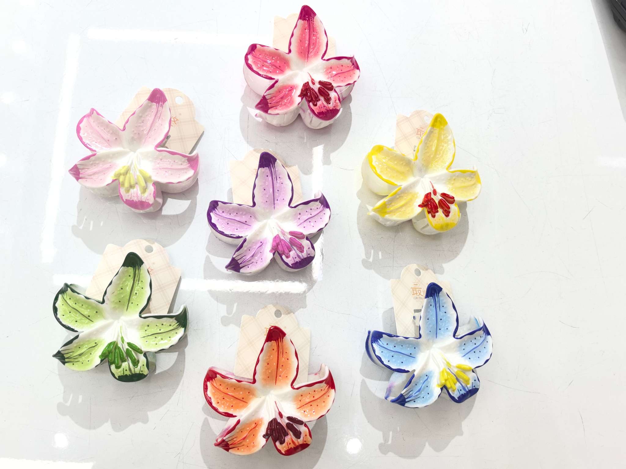 百合花抓夹发饰卡颜色清新造型防滑设计