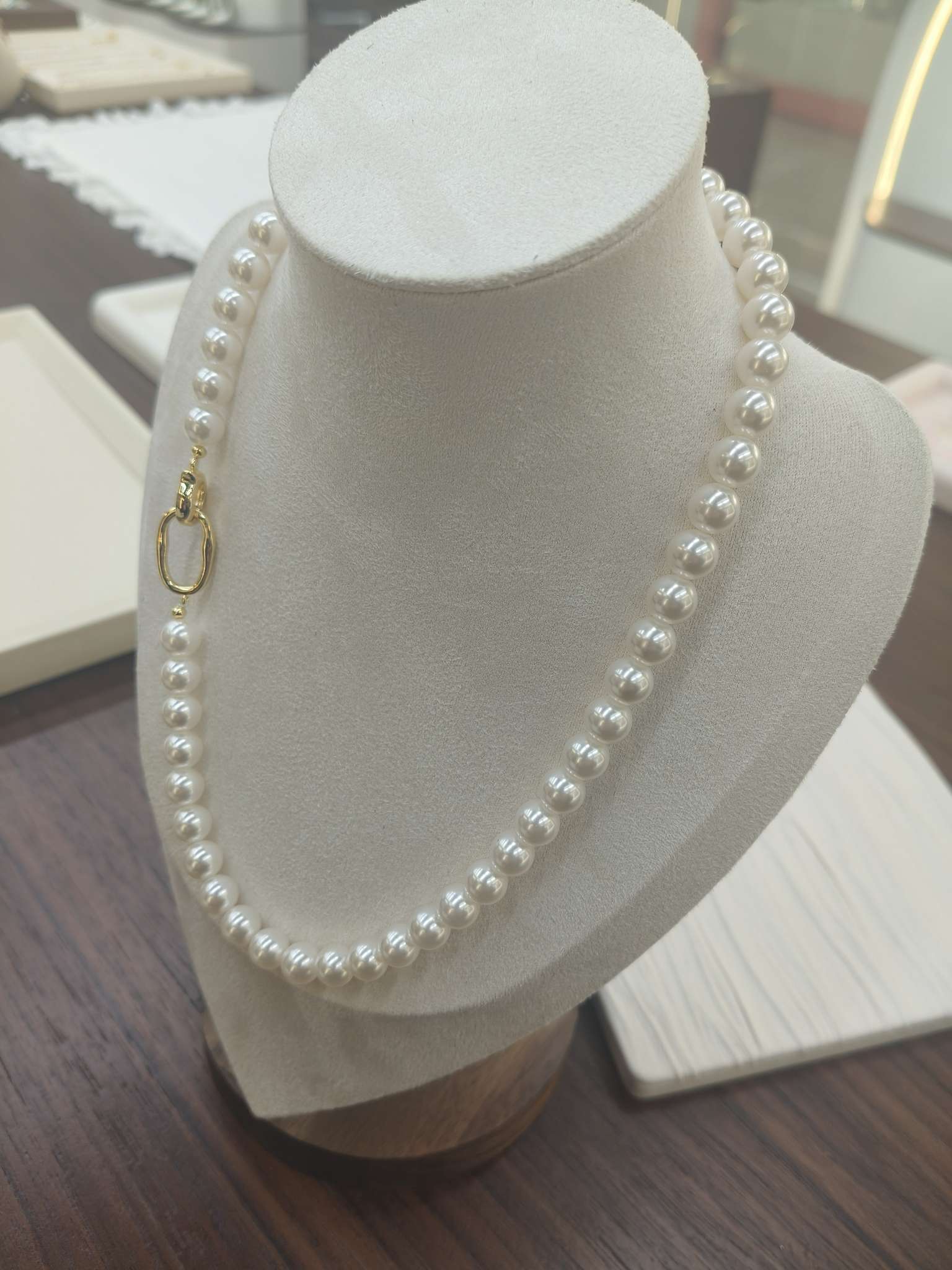 正圆强光施家珍珠颈链 法式复古百搭气质首饰细节图