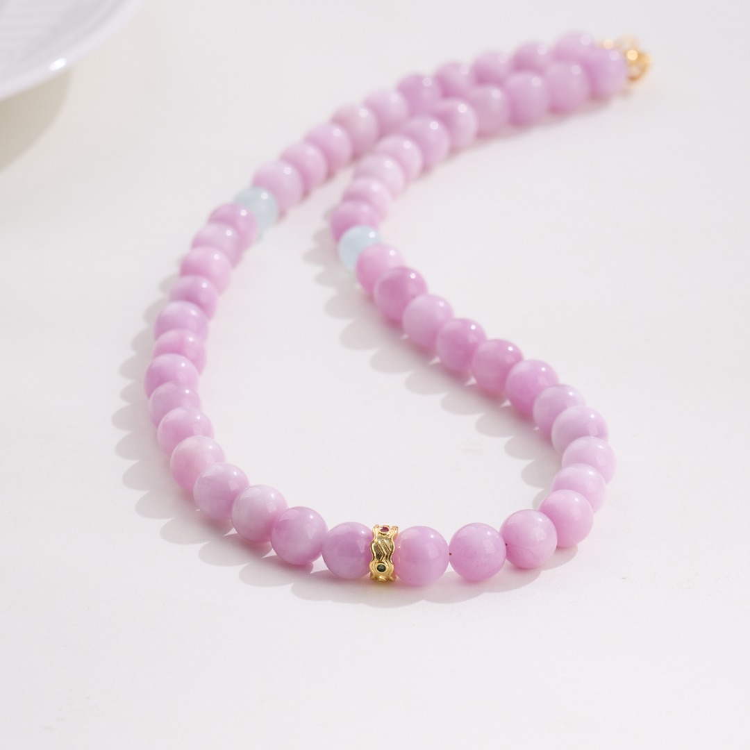 【 Ya Jin Pei Jewelry 】8mm Natural purple Lithium Sapphire Aquamarine Design Series Handcrafted Application Scenario