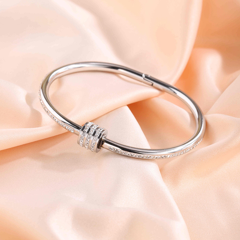 小蛮腰钛钢泥巴钻手镯欧美流行饰品跨境电商暴款手镯