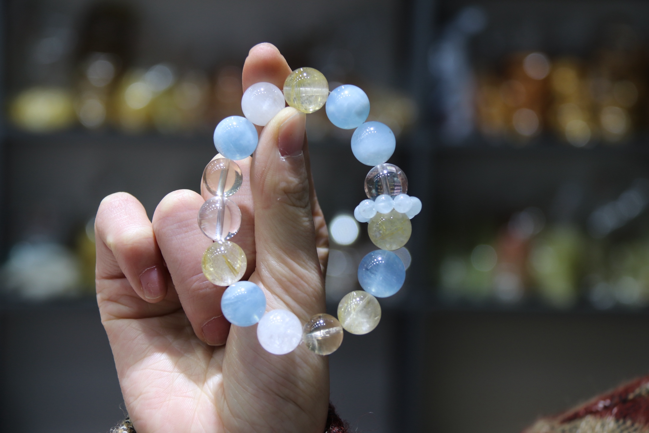 【 Ya Jin Pei Jewelry 】12mm aquamarine, rich in water (aquamarine), gold (golden rutile + White Ghost), brimming with elements of wealth accumulation and treasures details Picture