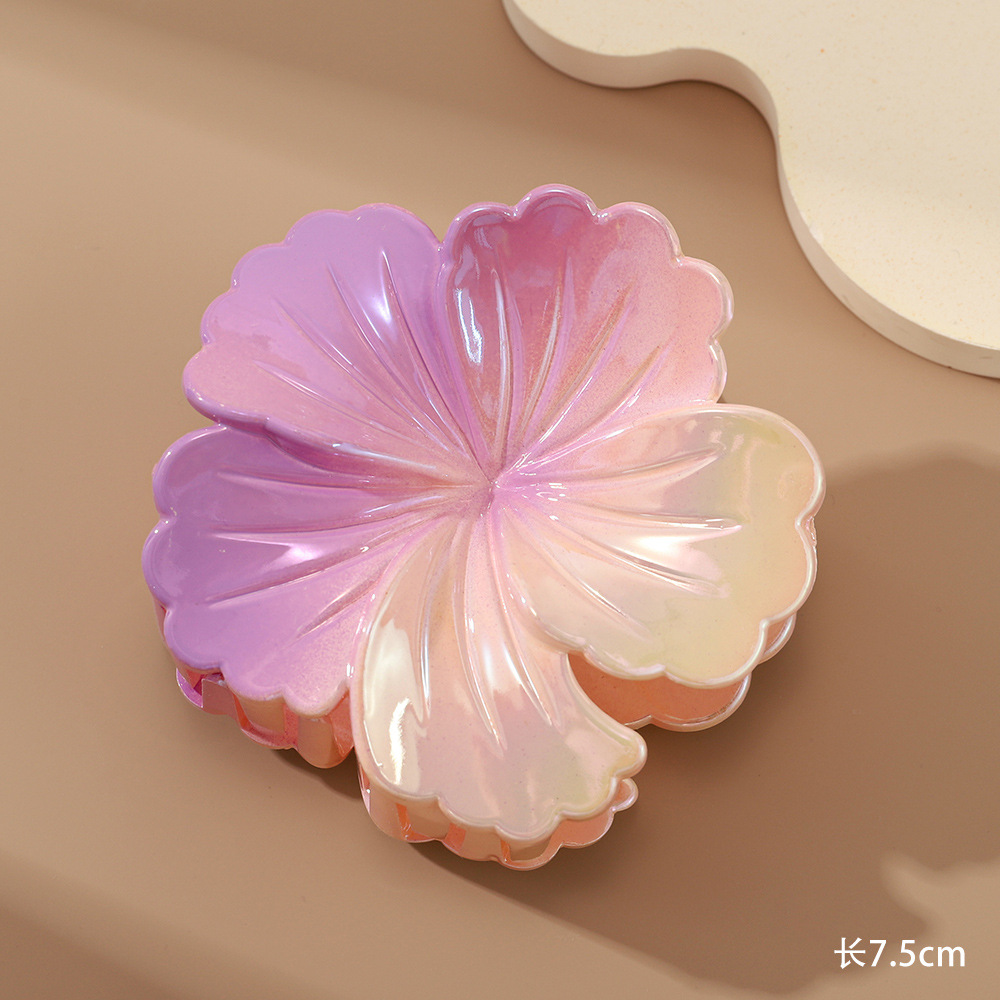 花朵双色渐变∪V镀发饰发夹时尚装饰新品详情图3