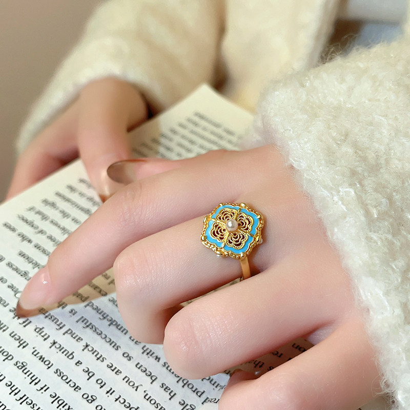 New Chinese-style sand gold filigree enamel pearl index finger ring, a niche design for women with a light luxury and high-end feel, an open ring Specification image