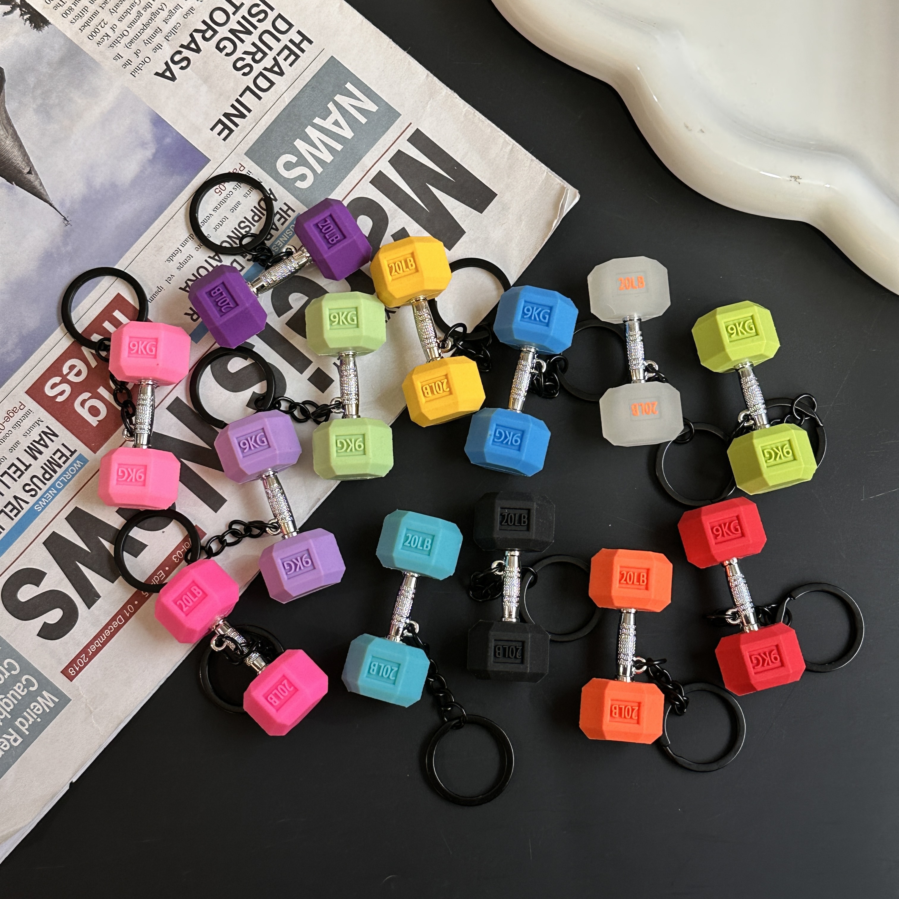 新款金属哑铃跨境饰品钥匙扣配件运动风挂件配饰活动礼品挂饰周边