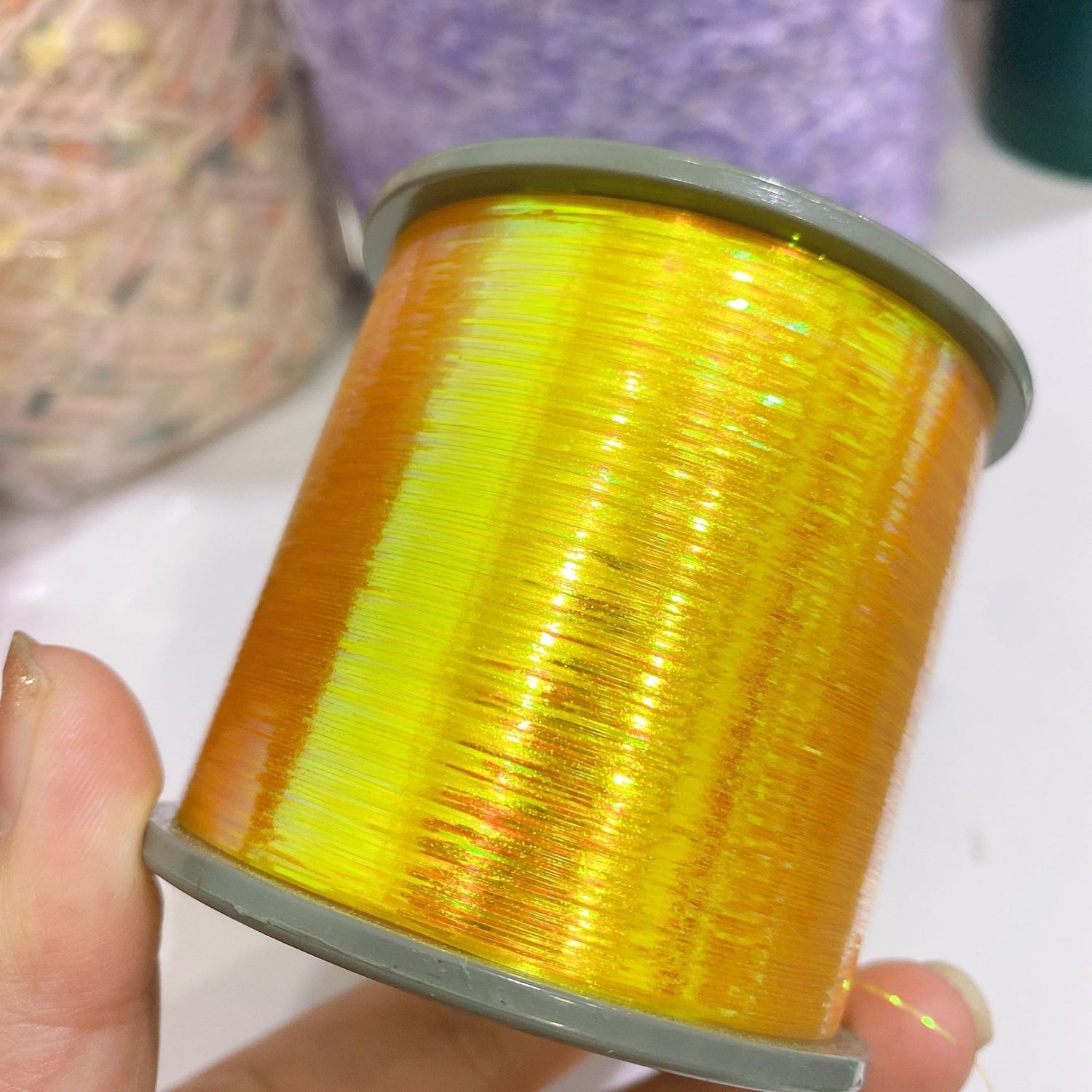 Iridescence Bright silk ribbon bucket, approximately 170 grams, handmade DIY knitted sweater shawl, with thread and flower wrapping, glittering seven colors details Picture