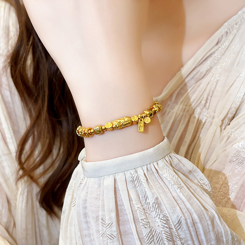 Ancient-style sand-gold PI Xiu copper coin bracelet for women, light luxury, niche and exquisite bracelet, 2026 new style, layered jewelry Application Scenario