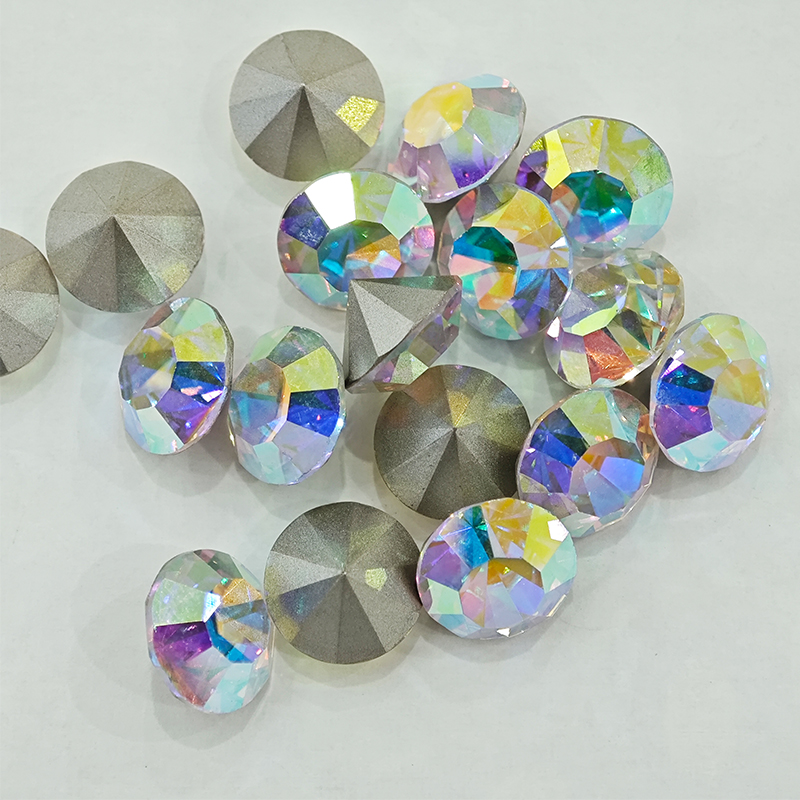 水晶/天然水晶/水晶原石/卡墨缇/水晶灯饰配件白底实物图