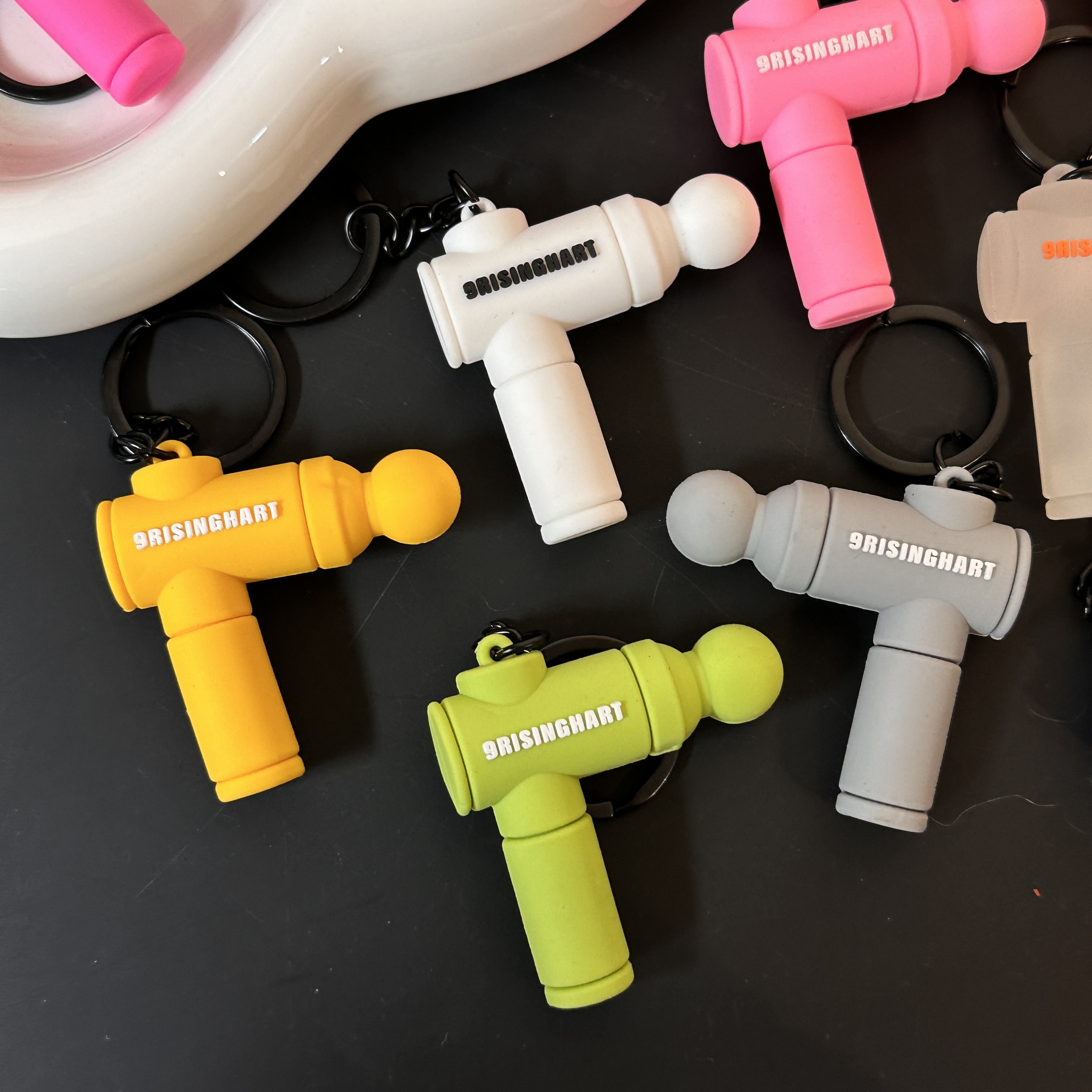 新款跨境运动周边挂件迷你筋膜枪挂饰礼品钥匙扣配饰体育文创配件详情4