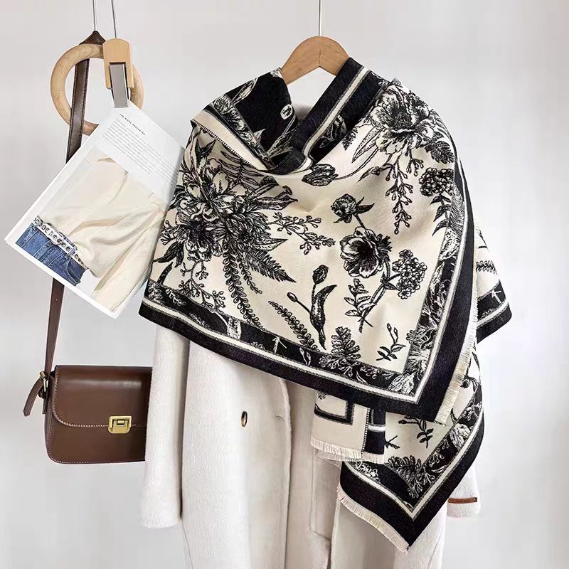 New cross-border wholesale scarves, e-commerce live streaming, high-speed jacquard series supply chain supply Application Scenario