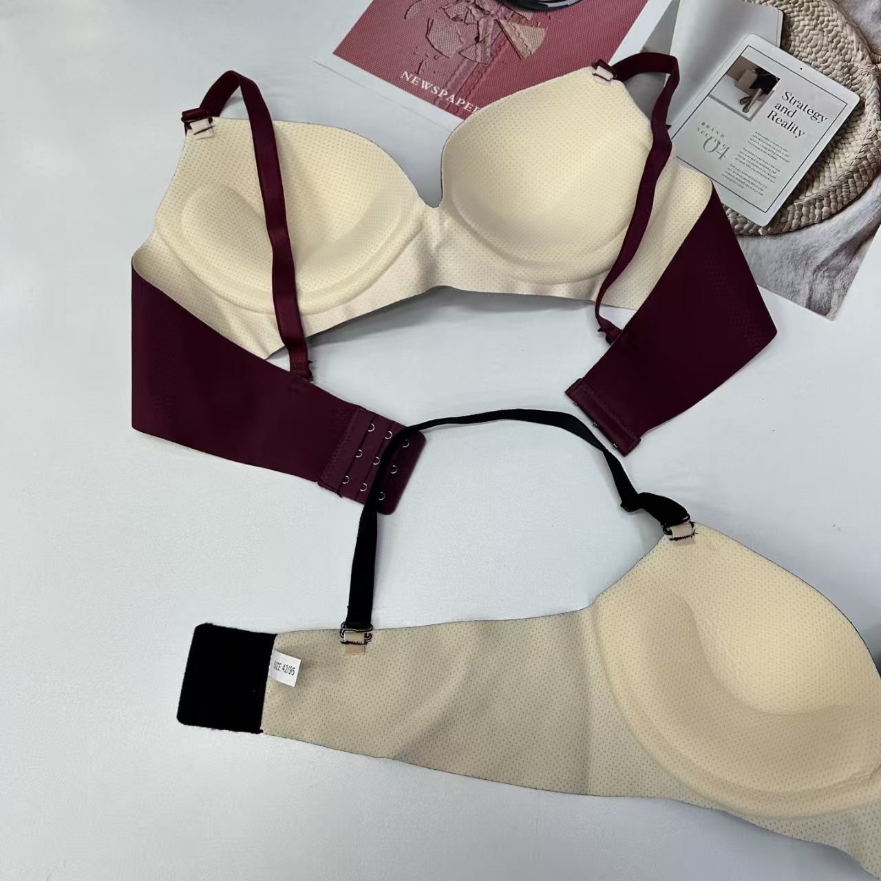 FCM-617# Women's bras are exported to the Middle East and Africa. They are large-sized, seamless, and lift-up women's bras without underwire, QNI Specification drawing