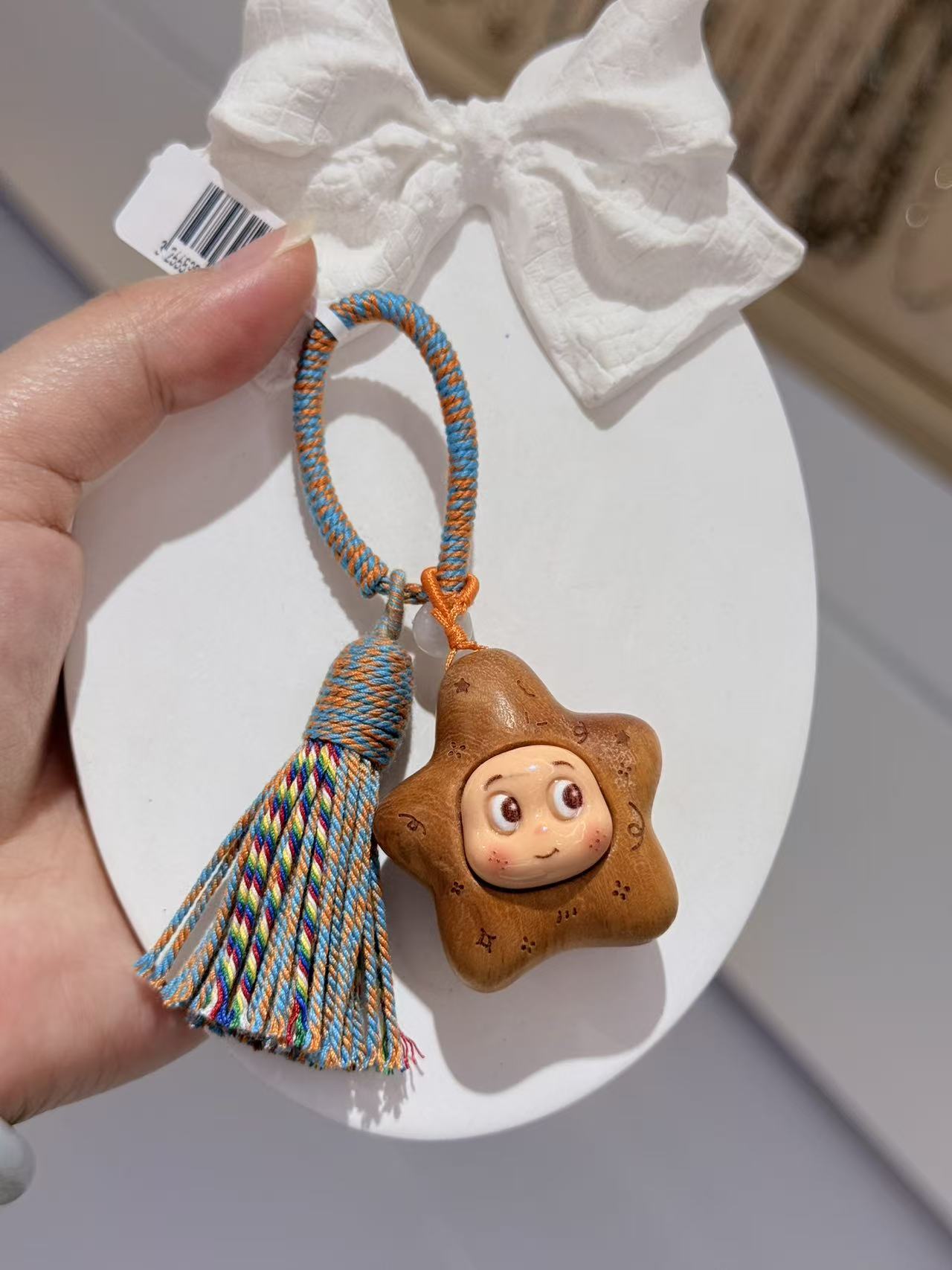 五角星，星星人挂件白底实物图