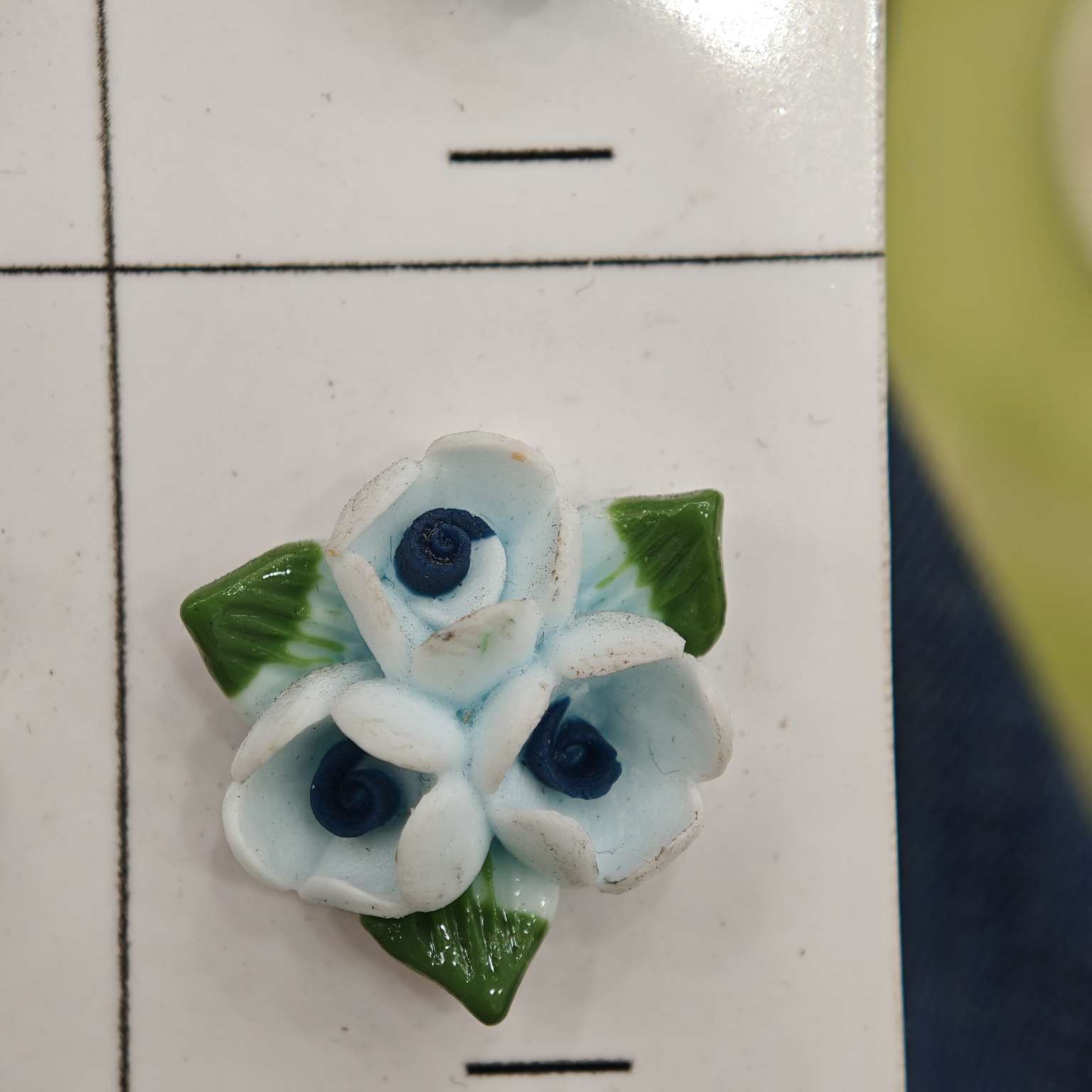 树脂三头花仿陶瓷花DIY饰品配件手工制作材料包饰品配件发饰发夹配件外贸畅销款详情图2