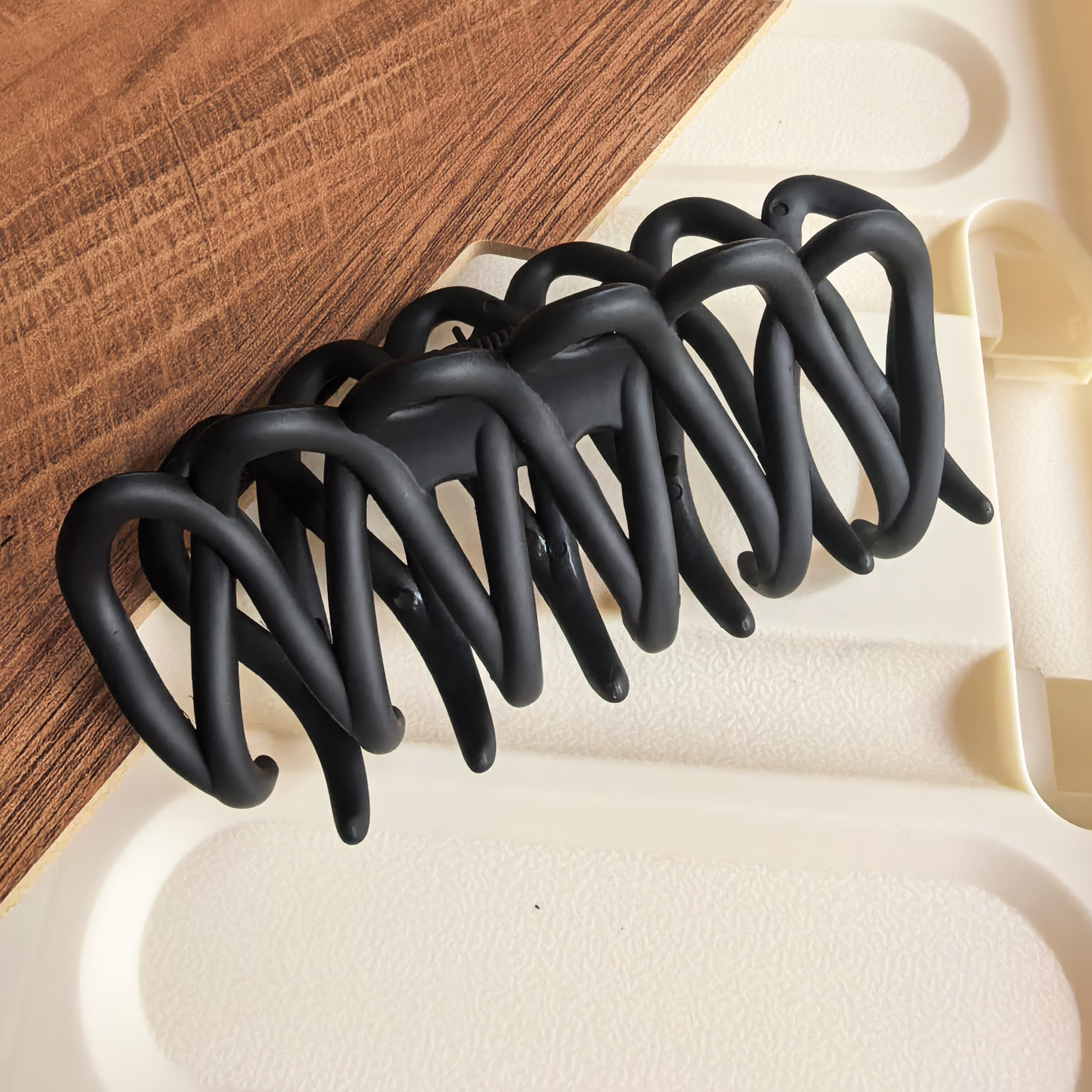 10CM网格鲨鱼夹栅栏抓夹磨砂黑色盘发夹