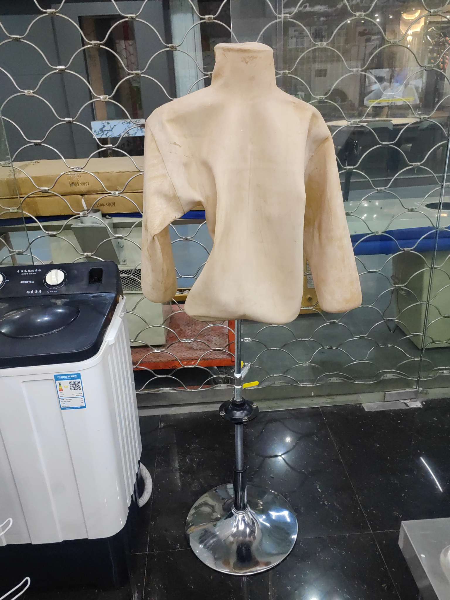 UCC国际洗衣石油干洗机水洗机烘干机收银系统熨烫设备蒸汽机衣服消毒柜洗鞋机烘鞋机擦鞋机洗衣机床单熨平机锅炉洗衣店加盟详情图11