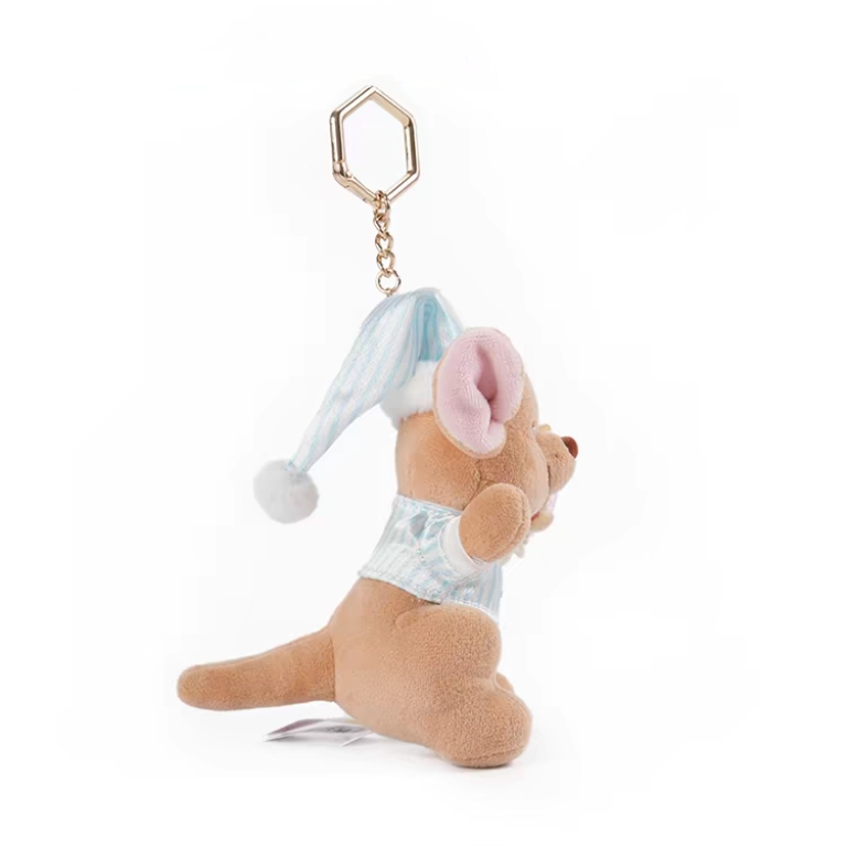 The new 2026 Disney Little Bean Pillow Fight pendant is a cute keychain gift Application Scenario