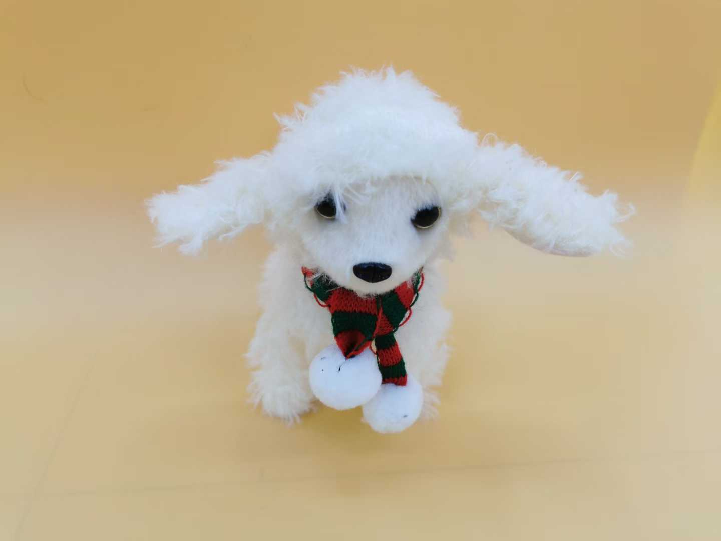 This is a popular online faux lamb that breathes, wags its tail and makes sounds like a sheep. It's an electric plush toy for a stress-relieving children's girlfriend