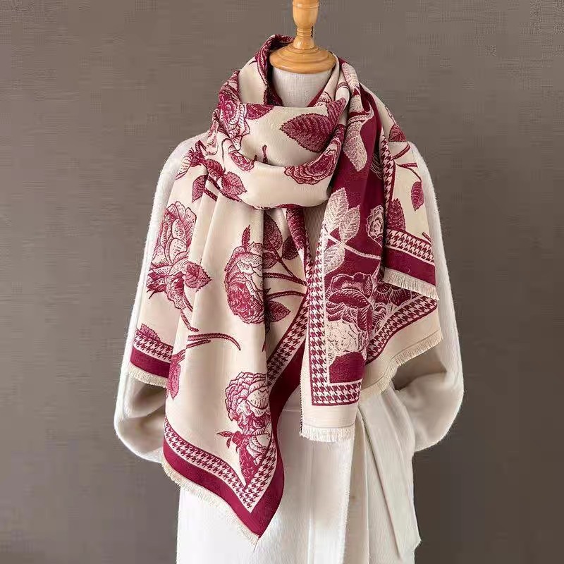 Wholesale of new high-speed jacquard checkered border flower cross-border scarves, e-commerce live streaming supply chain