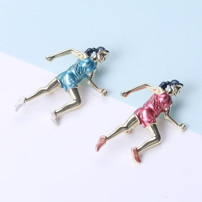 新款创意个性跑步女孩胸针 合金滴油田径运动员胸花时尚简约别针