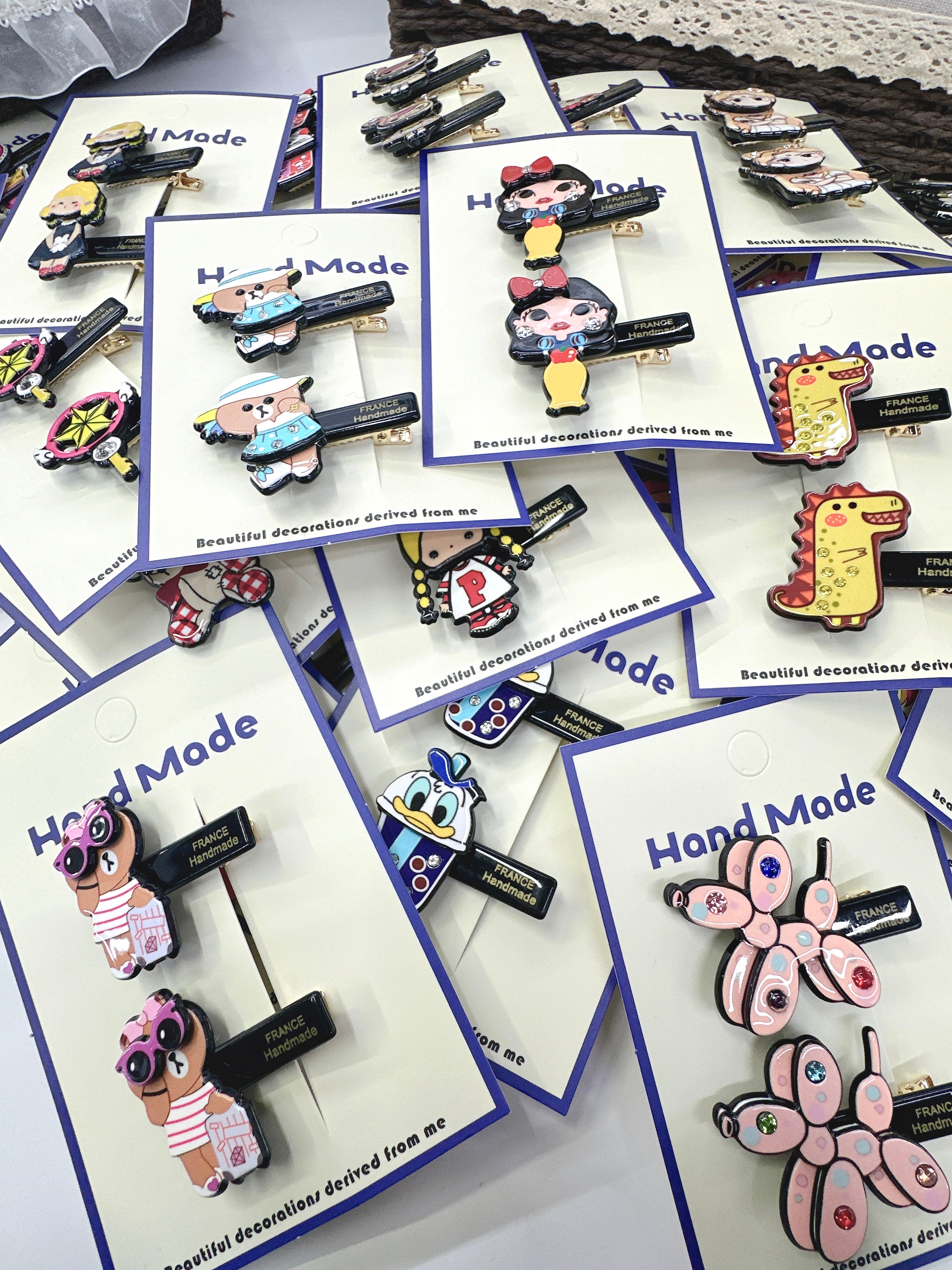 Original design, best-selling, fashionable, cartoon and cute acetate hair clips, high-quality fringe seaside clips, trendy boutique store, matching for women pic 4