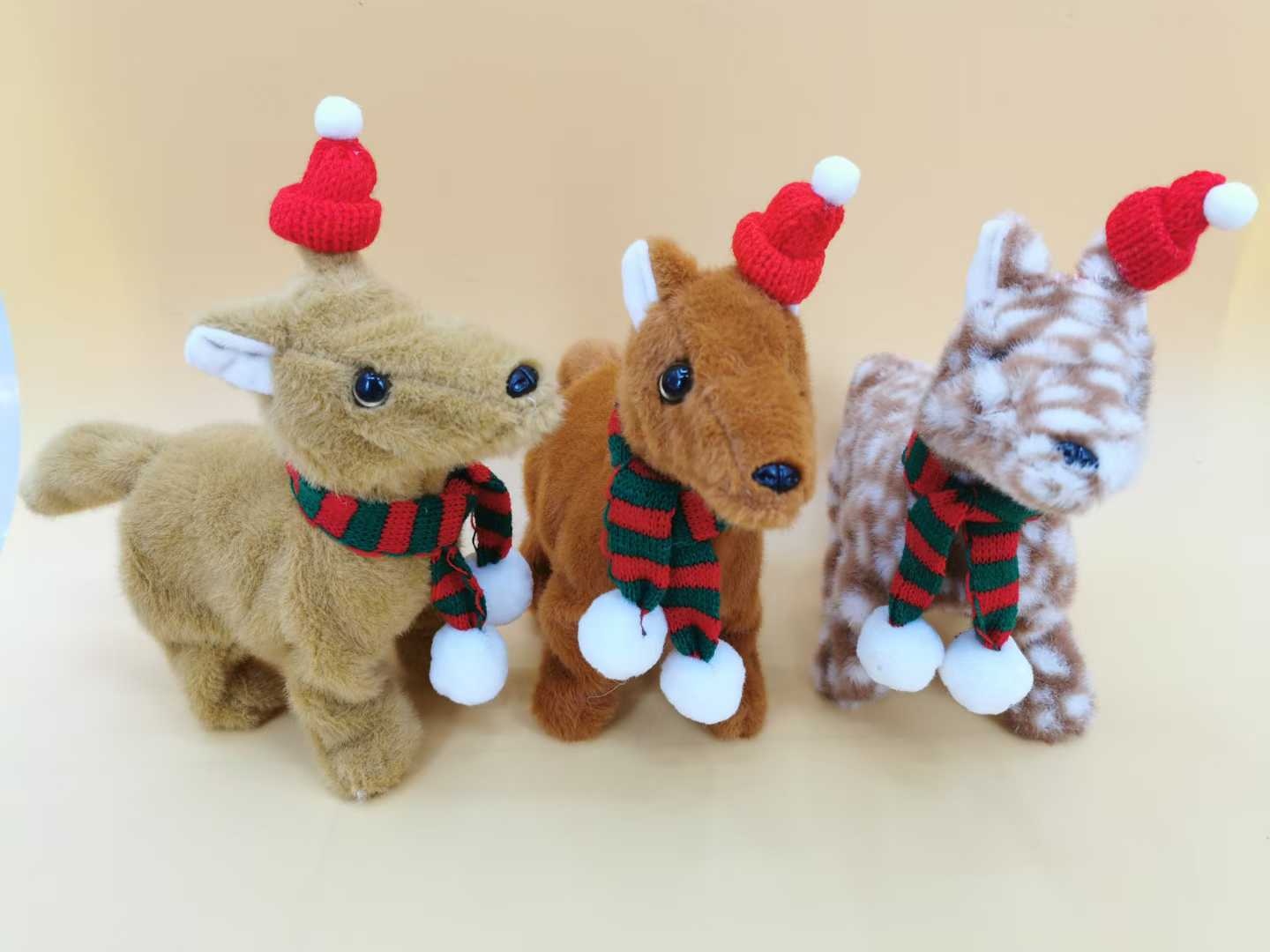 Nepalese wool felt Christmas-themed three reindeer dolls, vocal toys, cotton dolls, 2026 World Cup
