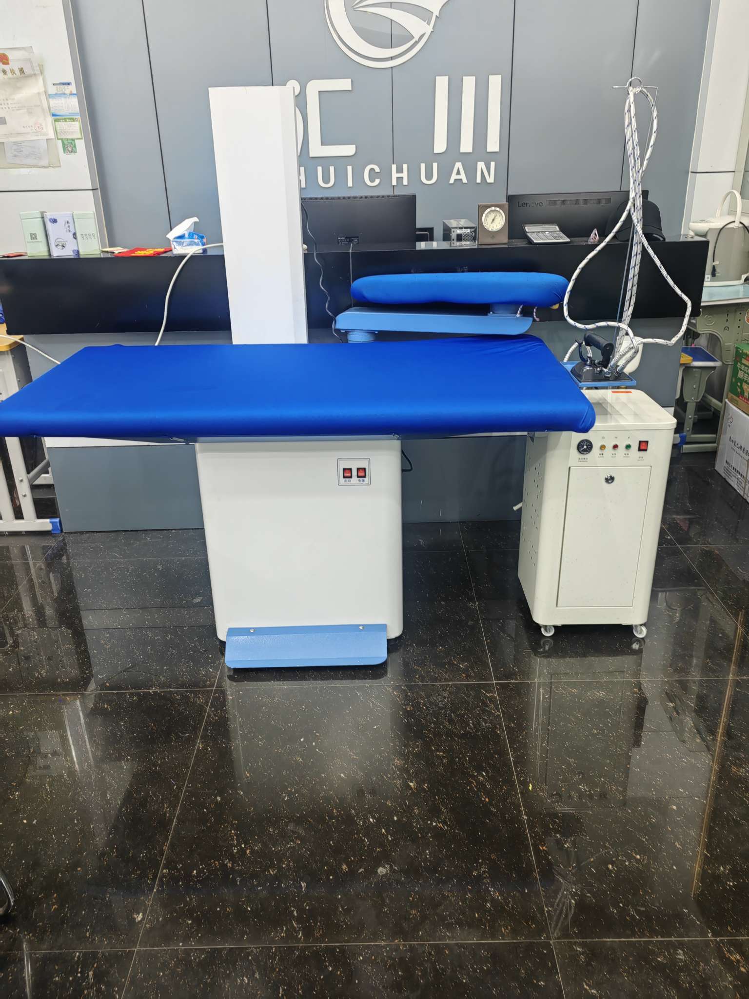 UCC国际洗衣石油干洗机水洗机烘干机收银系统熨烫设备蒸汽机衣服消毒柜洗鞋机烘鞋机擦鞋机洗衣机床单熨平机锅炉洗衣店加盟细节图