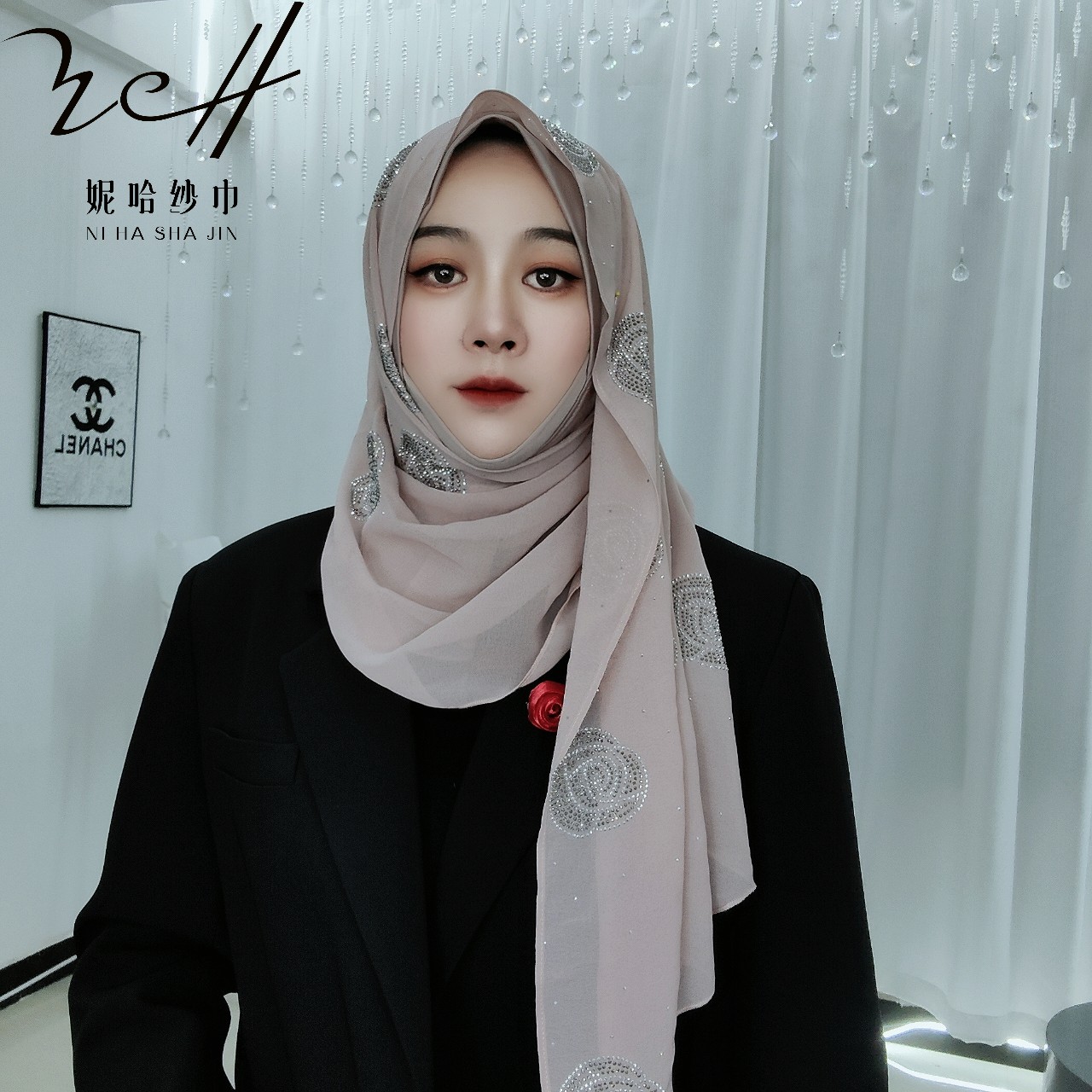 Niha Scarf Factory Directly Supplies Rose-Patterned Diamond Chiffon Patchwork Scarves Specification drawing