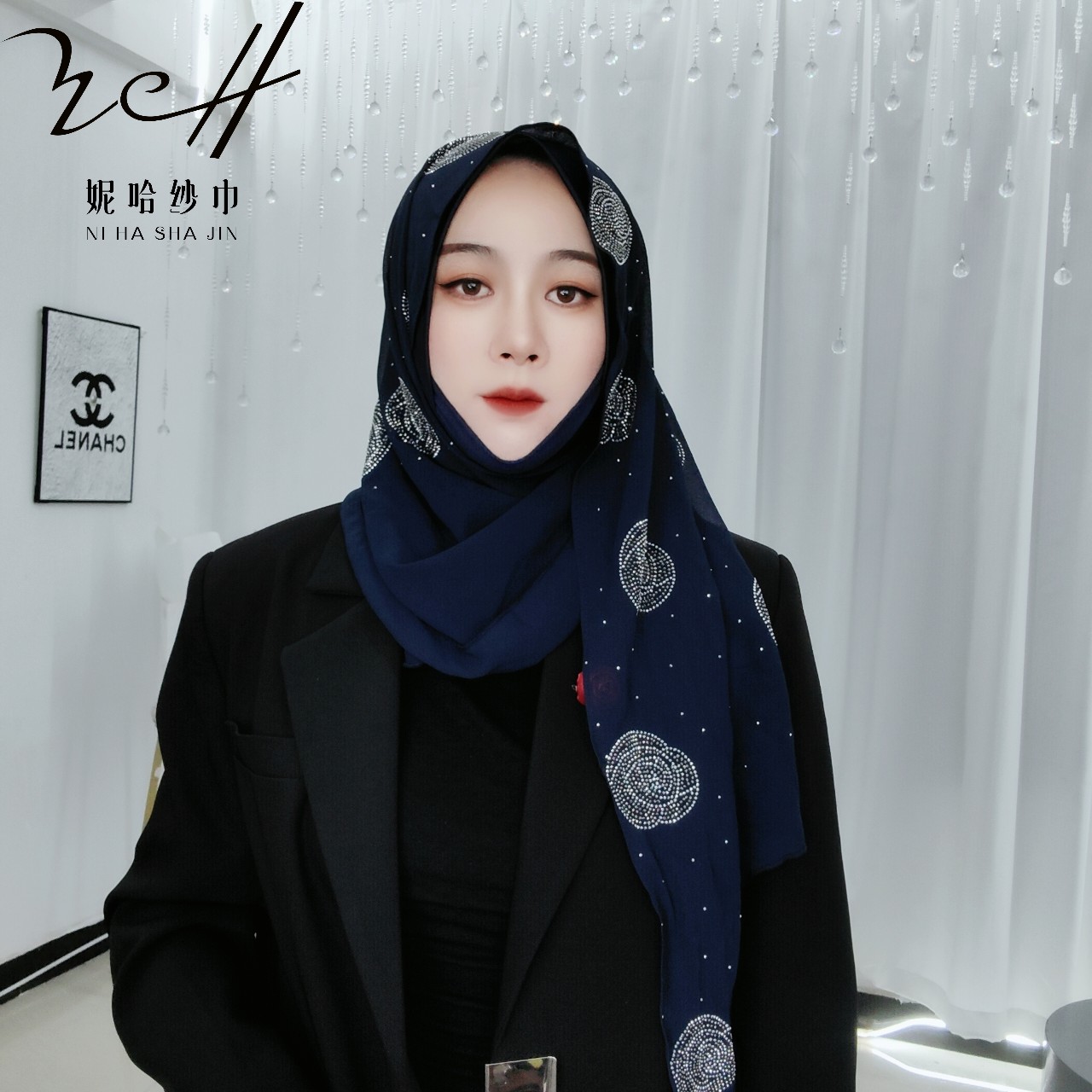 妮哈纱巾工厂直供玫瑰花烫钻雪纺拼接绕巾