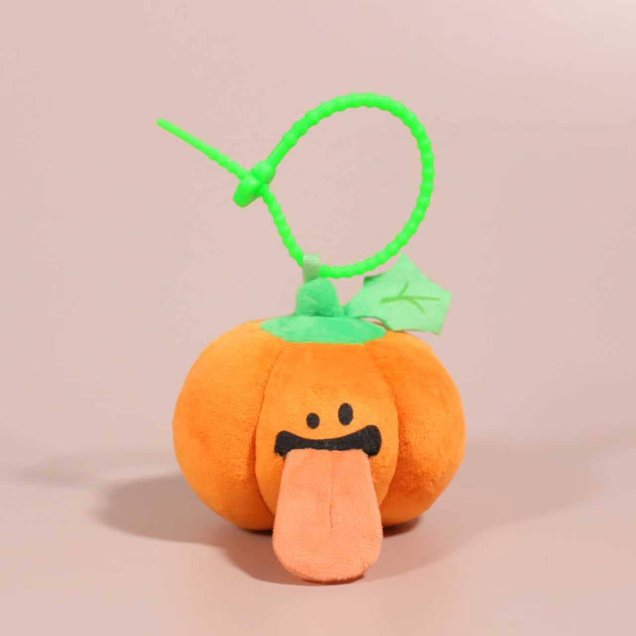 星星人/毛绒挂件/钥匙扣公仔挂件/挂件/三丽鸥挂件白底实物图