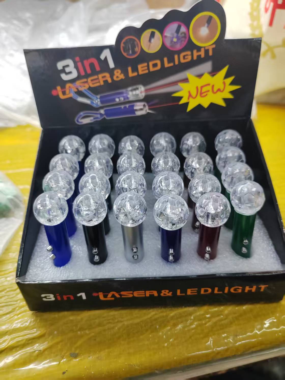 AI玩具发光键盘按键钥匙扣网红罐罐鱼鱼罐罐